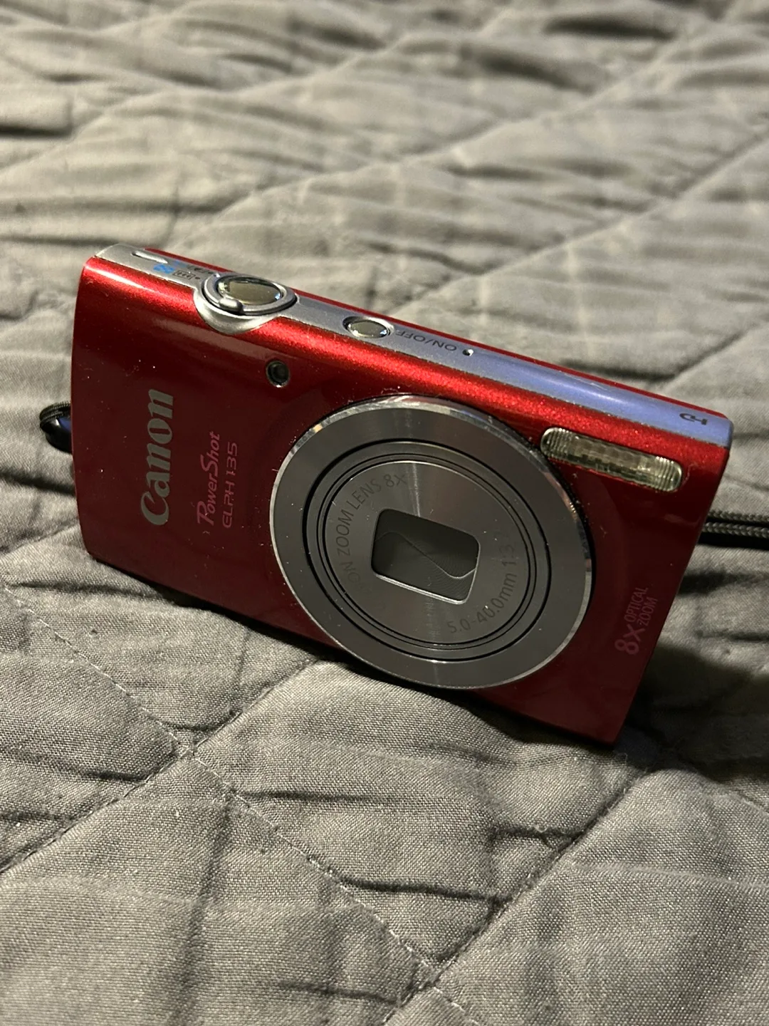 Canon PowerShot ELPH 135 16MP 8x Optical Zoom Digital Camera image indicator(3)