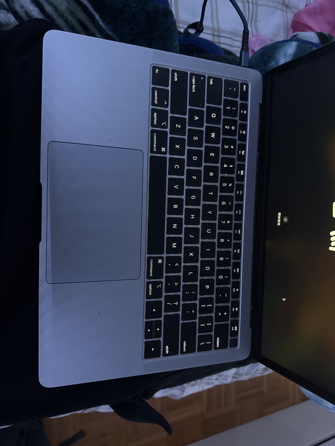 2019 MacBook Air - photo 3