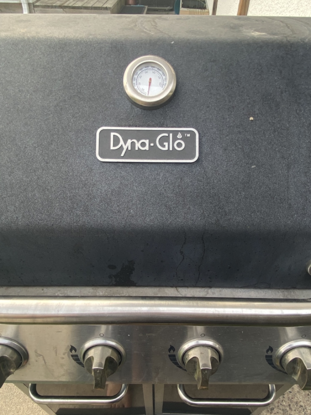 Dyna-Glo BBQ Grill - photo 4