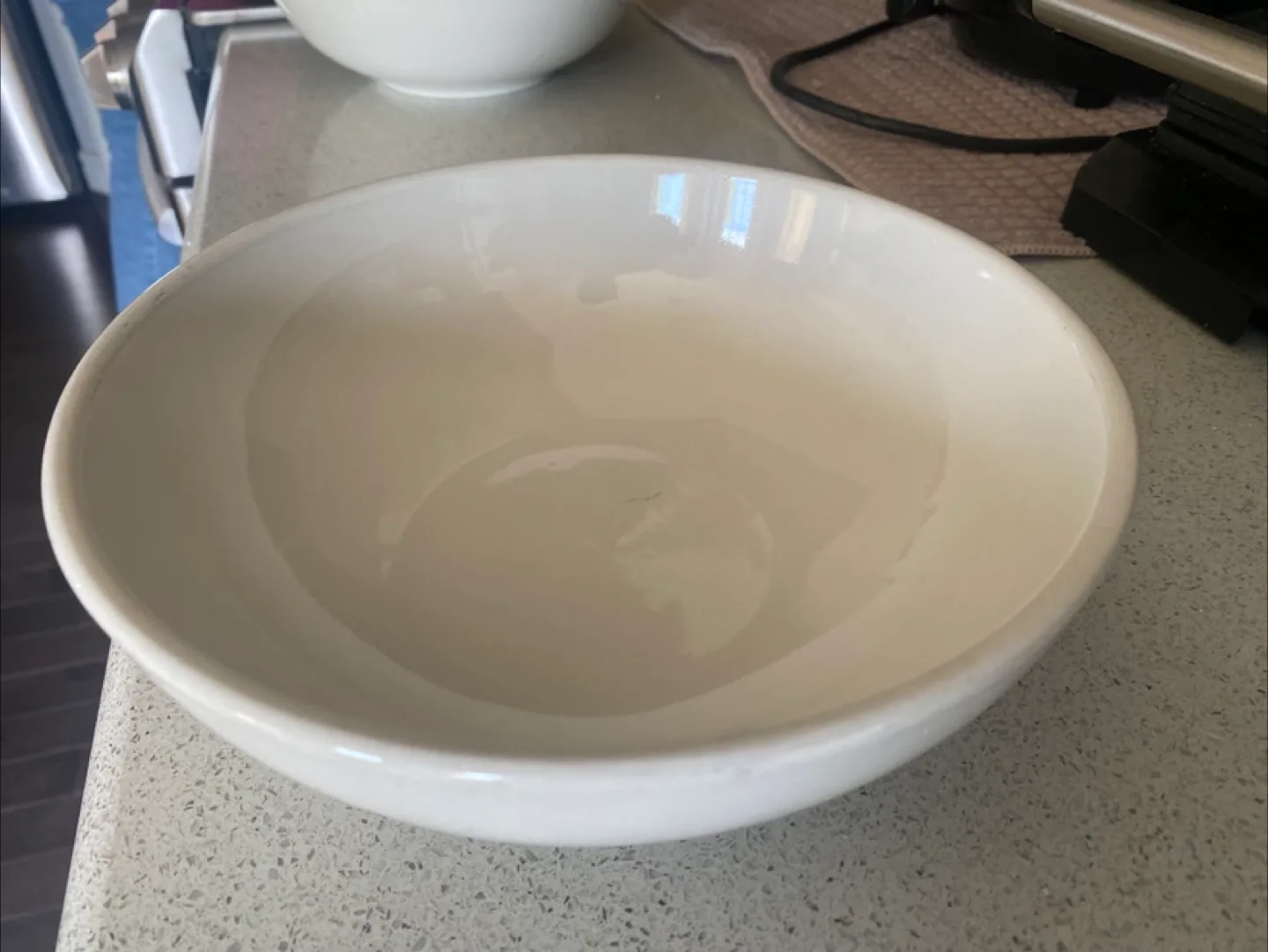 White Ceramic Bowls thumbnail