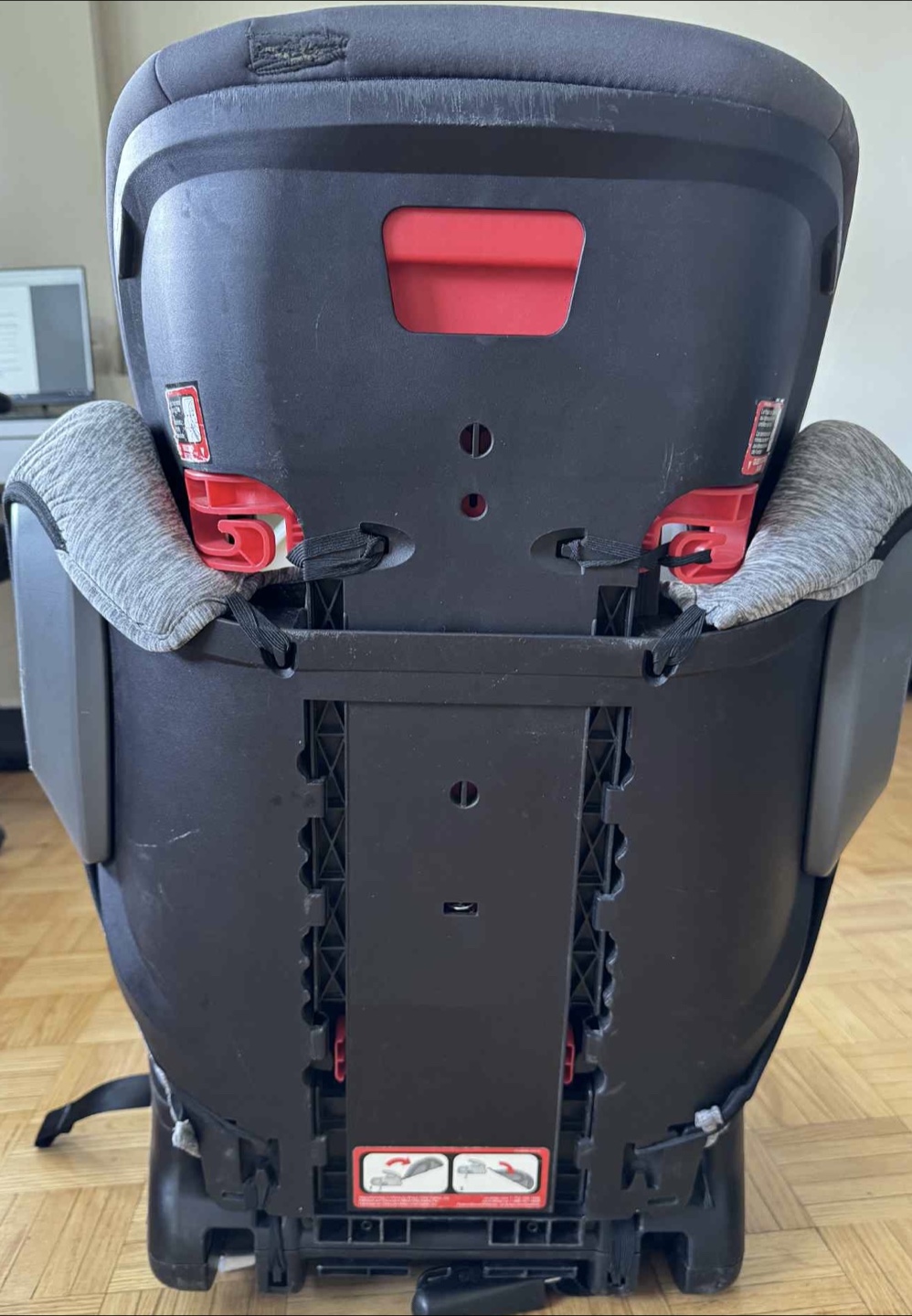 Britax Highpoint Booster Seat - photo 2