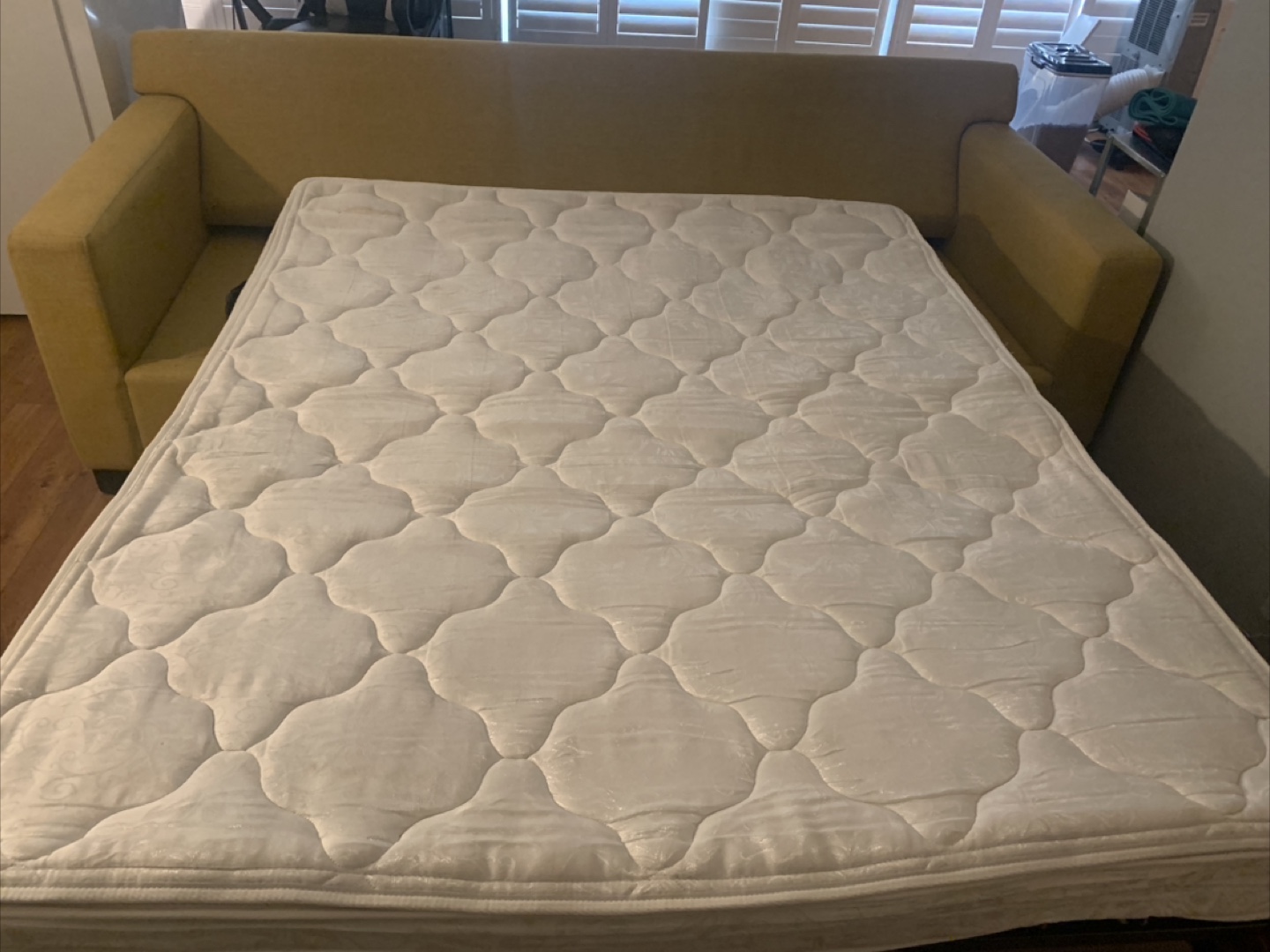 Yellow Sofa Bed with queen mattress - photo 4