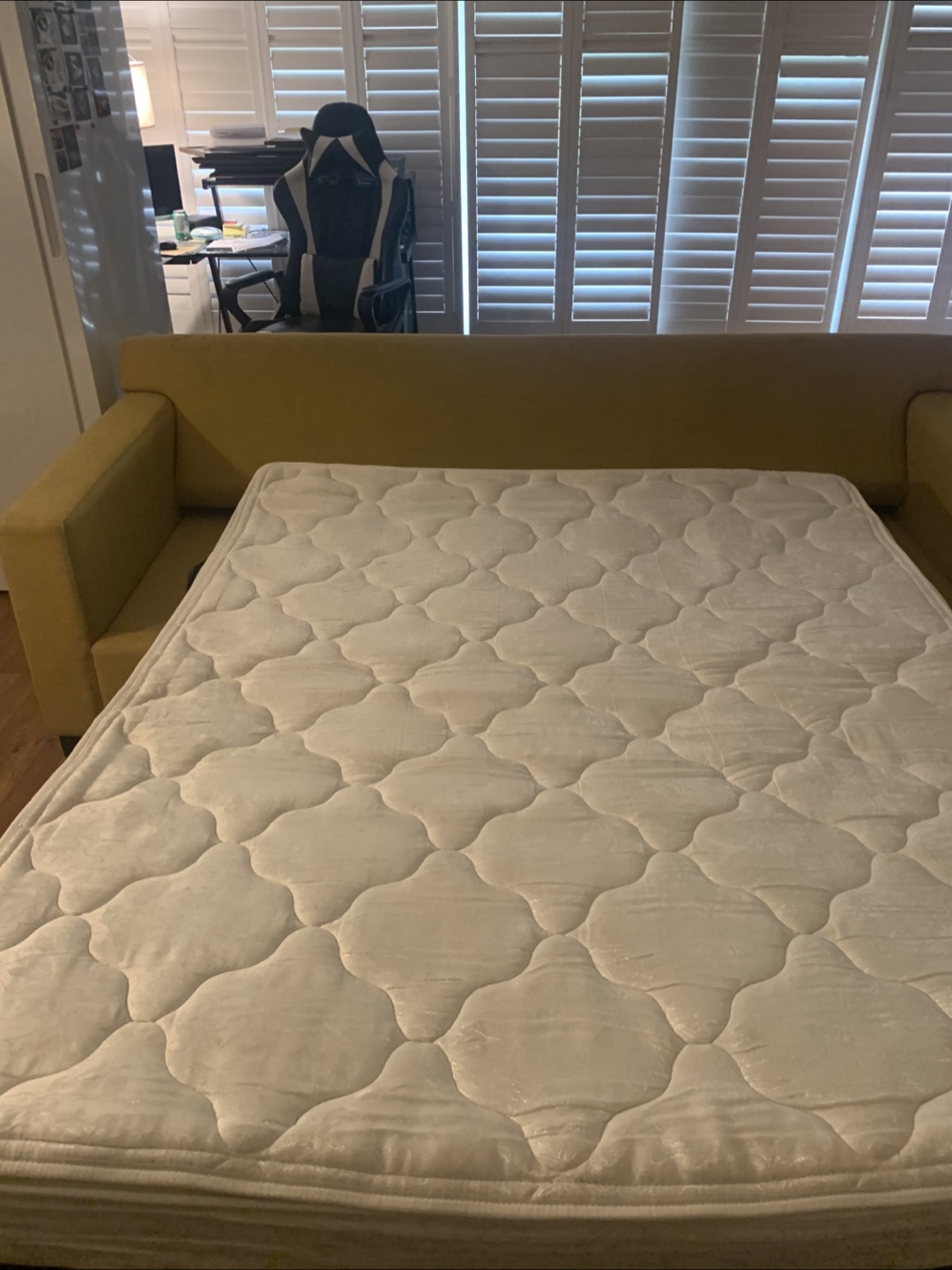 Yellow Sofa Bed with queen mattress - photo 3