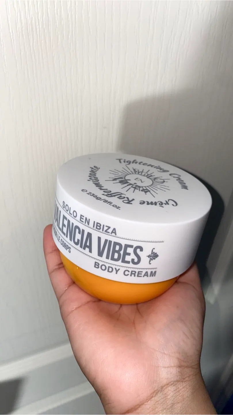 Valencia Vibes Body Mist & Cream image indicator(2)
