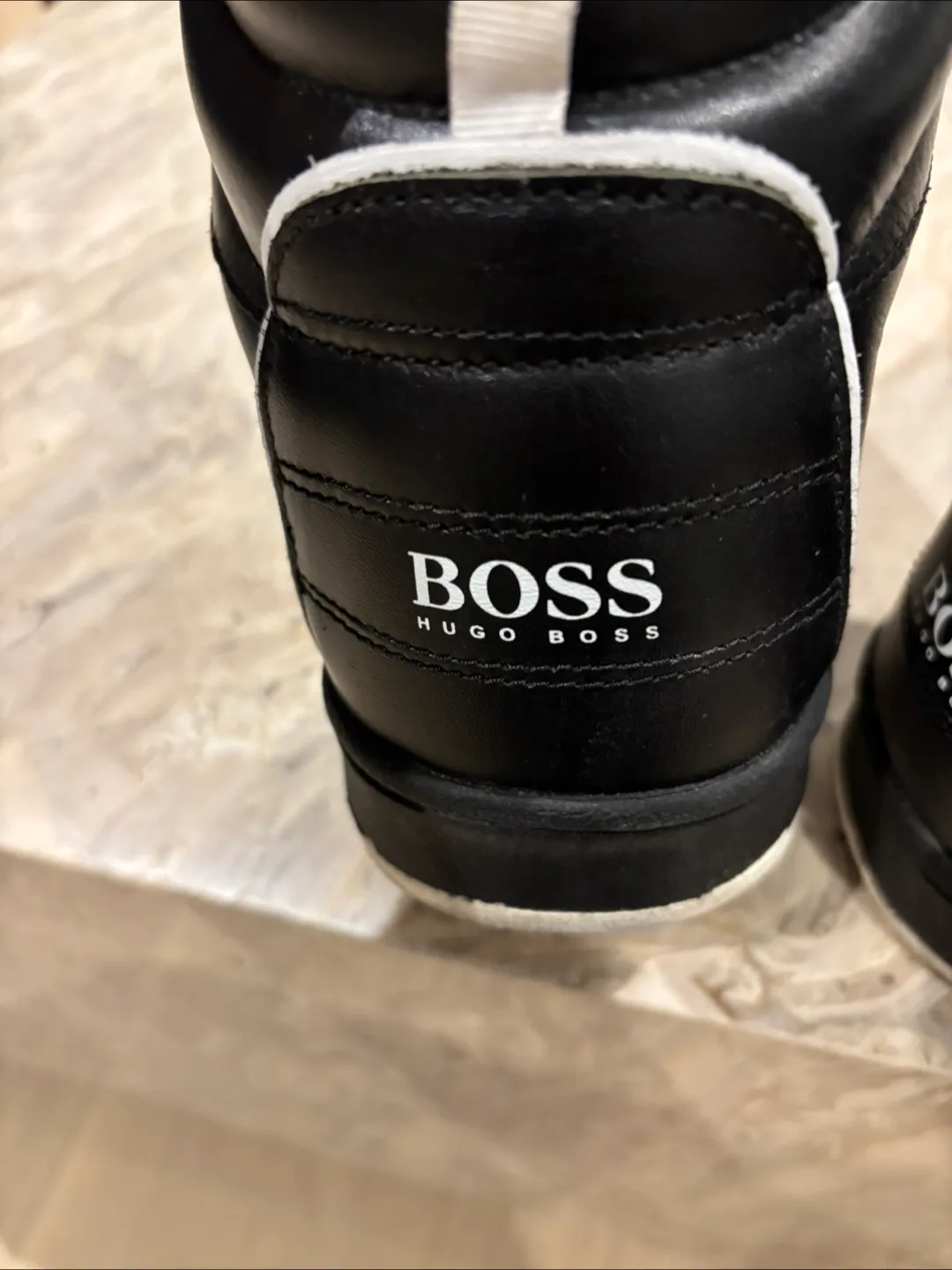 Hugo Boss High-Top Sneakers image indicator(8)