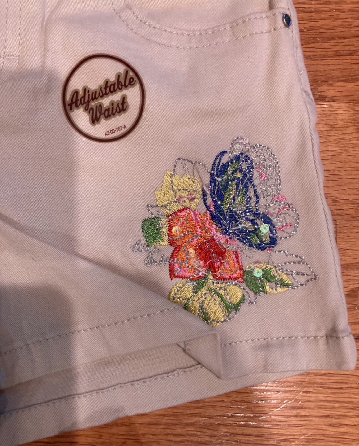Girls sz 5 nwot oshkosh & Arizona Jeans Co embroidered shorts - photo 3