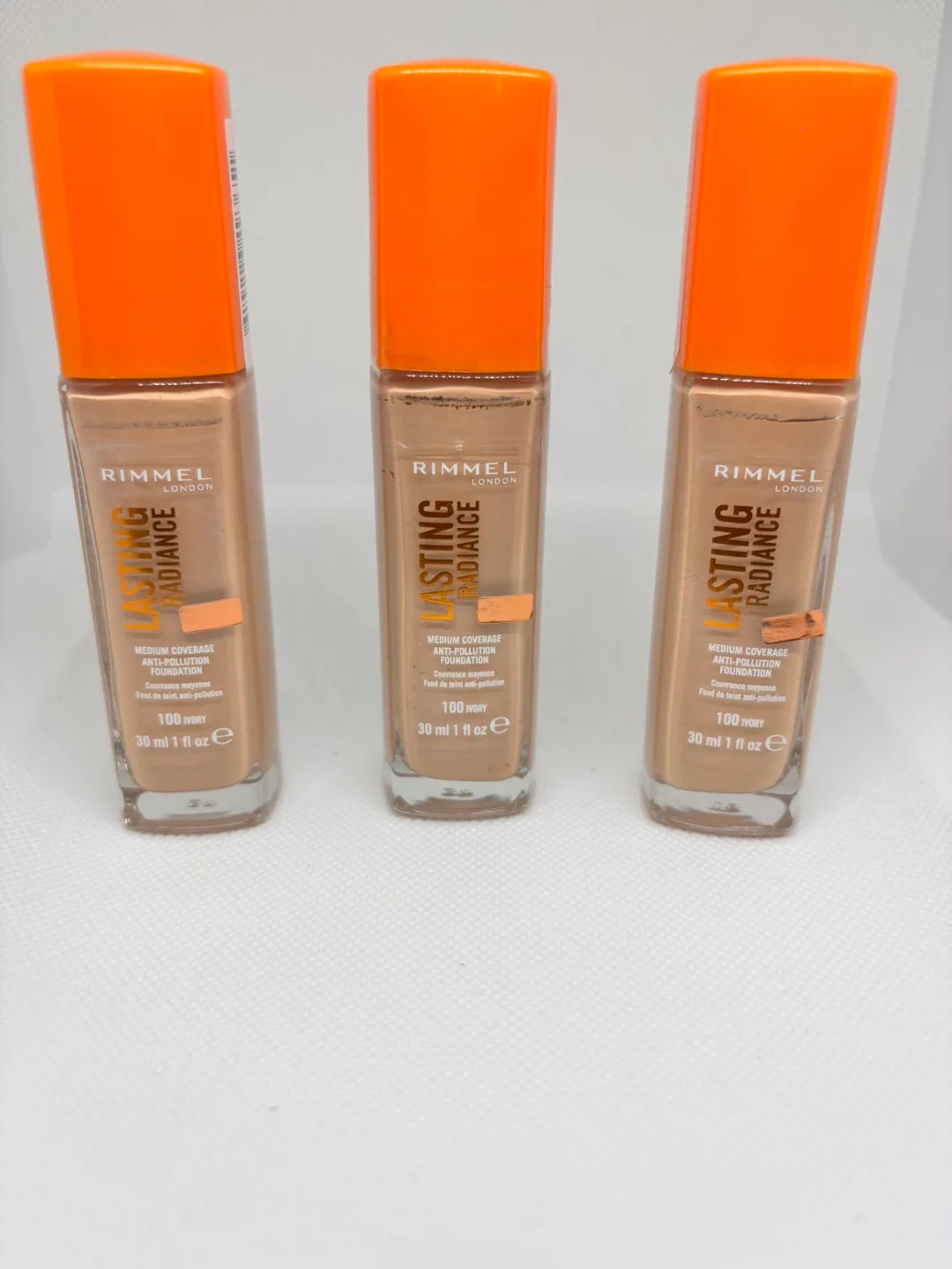 Rimmel London Lasting Radiance Foundation image indicator(6)