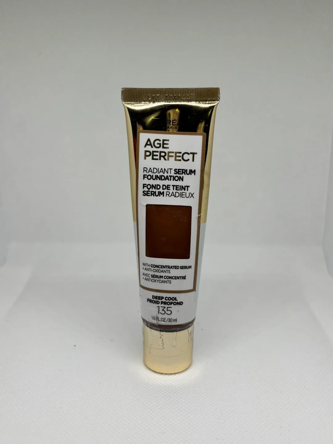 L'Oreal Age Perfect Radiant Serum Foundation image indicator(2)