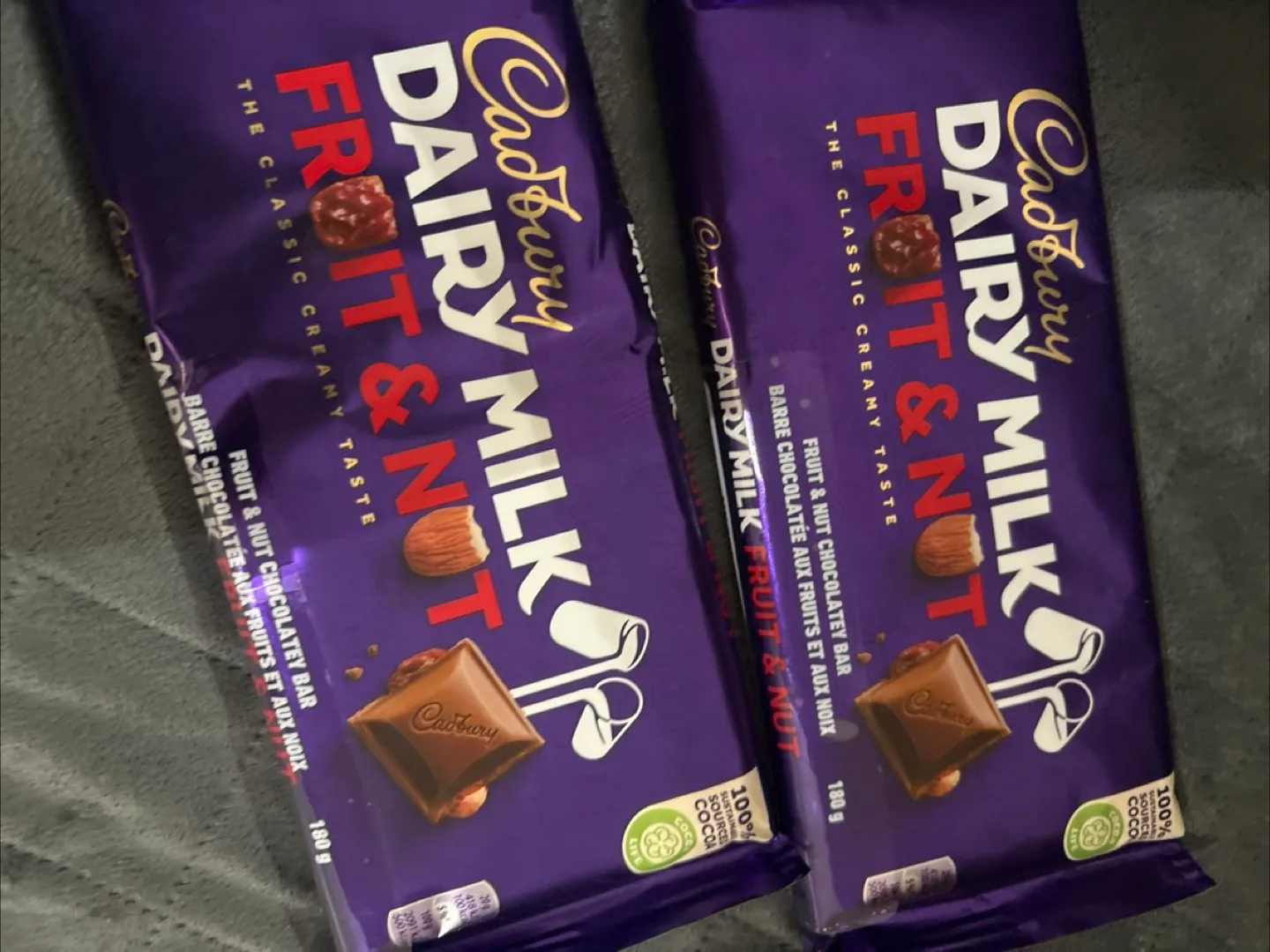 Five  Cadbury Chocolate Bars 180g image indicator(3)