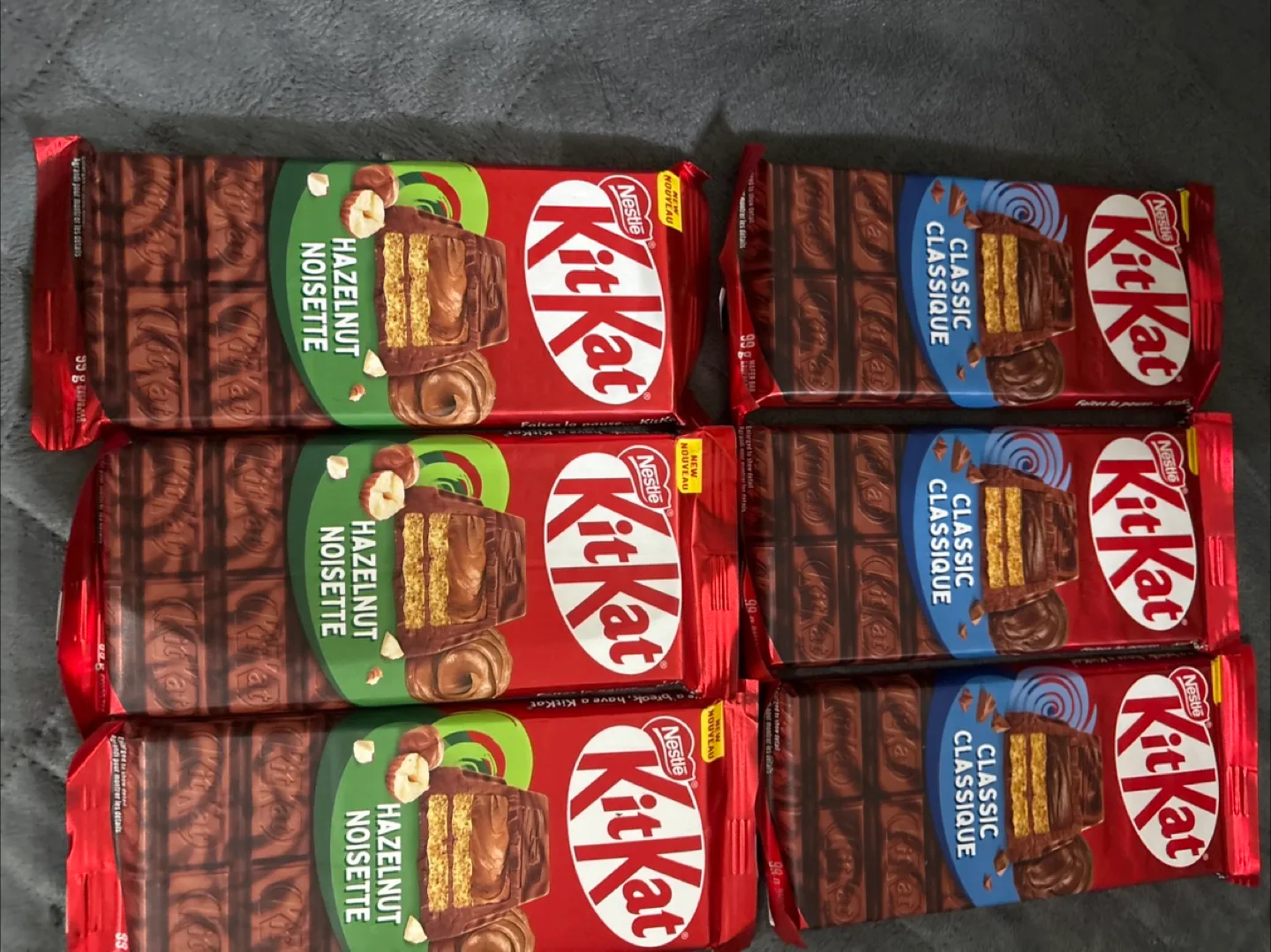 Six pieces Kit Kat Hazelnut and Classic Chocolate Bars image indicator(2)