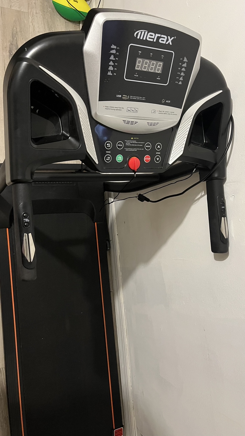 Merax Electric Treadmill - photo 4