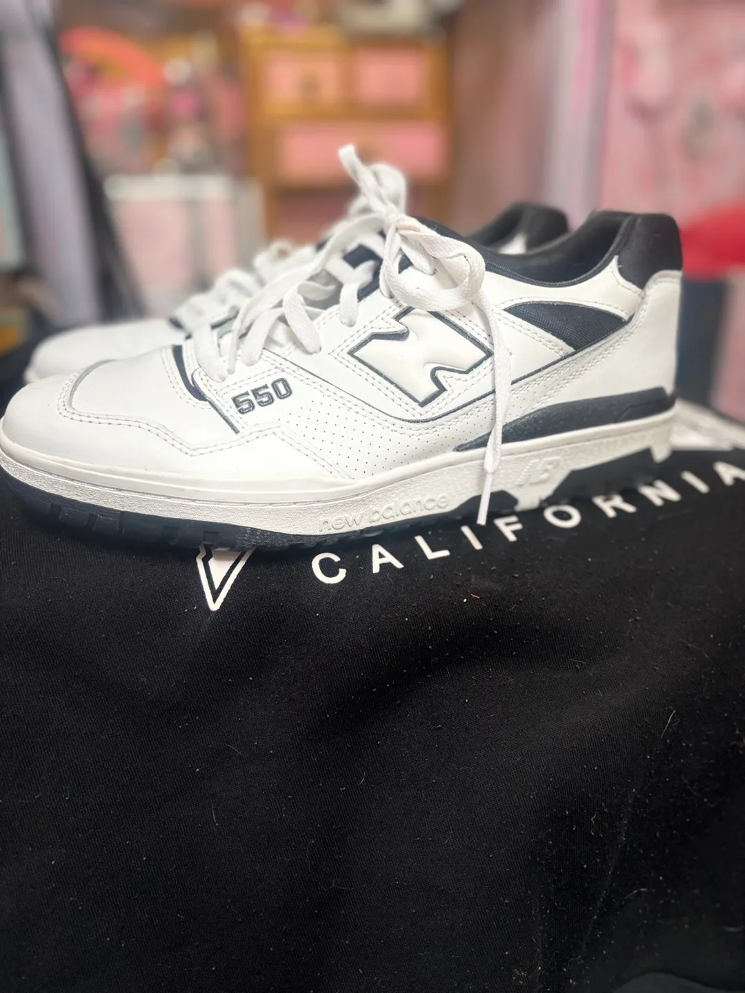 New Balance 550 Sneakers thumbnail