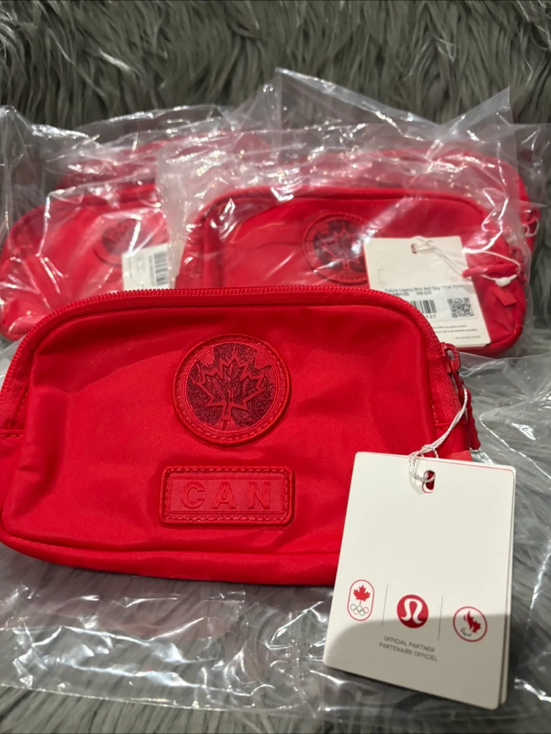 New with Tags Red Mini Ball Bag image indicator(3)