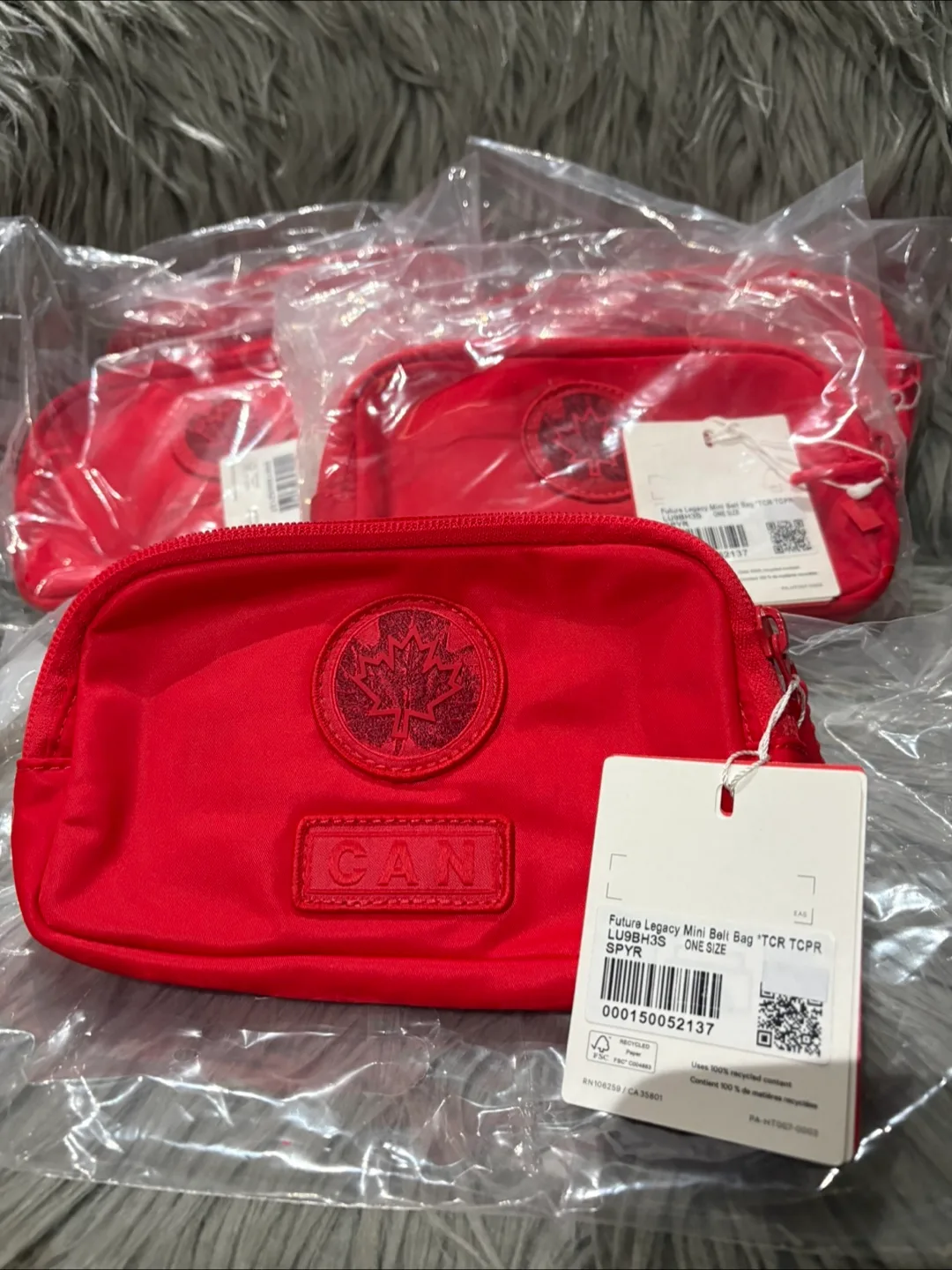 New with Tags Red Mini Ball Bag image indicator(2)