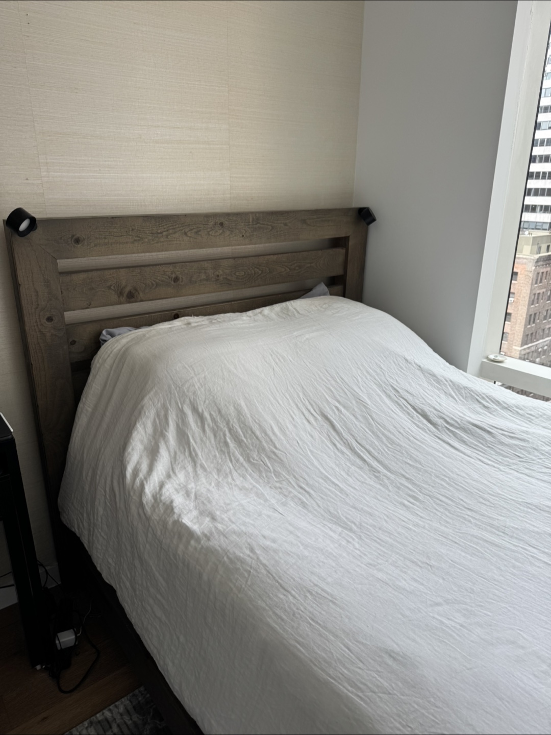Wooden Bed Frame / Box Spring / Queen Matress