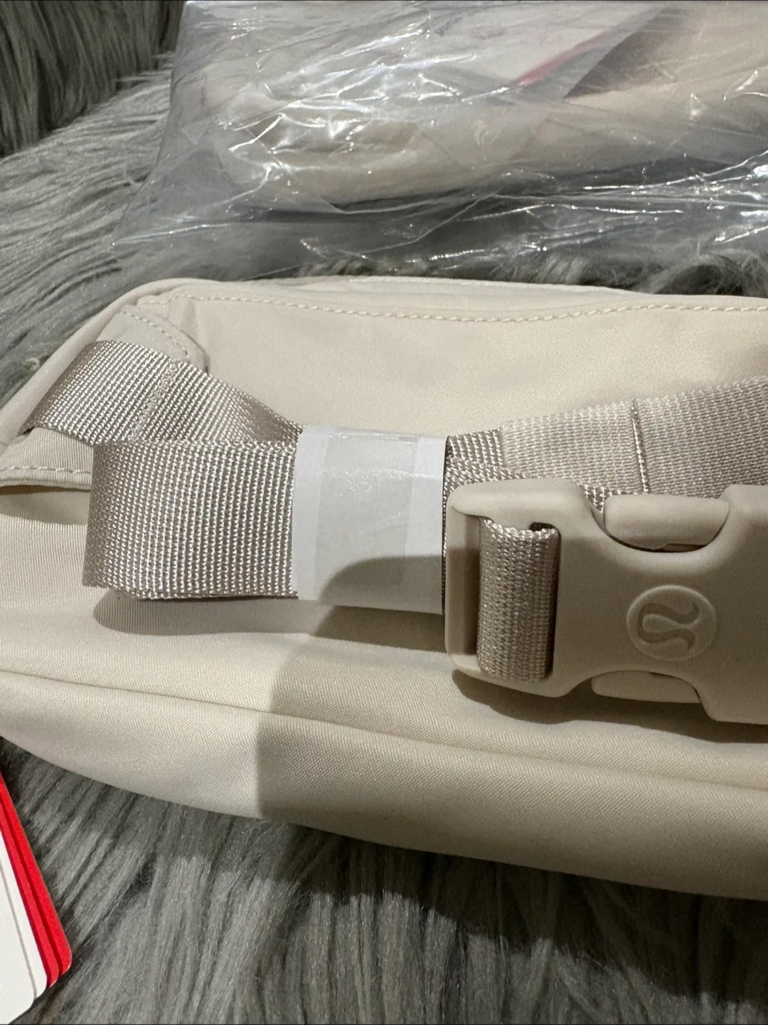 Lululemon Future Legacy Mini Belt Bag image indicator(5)