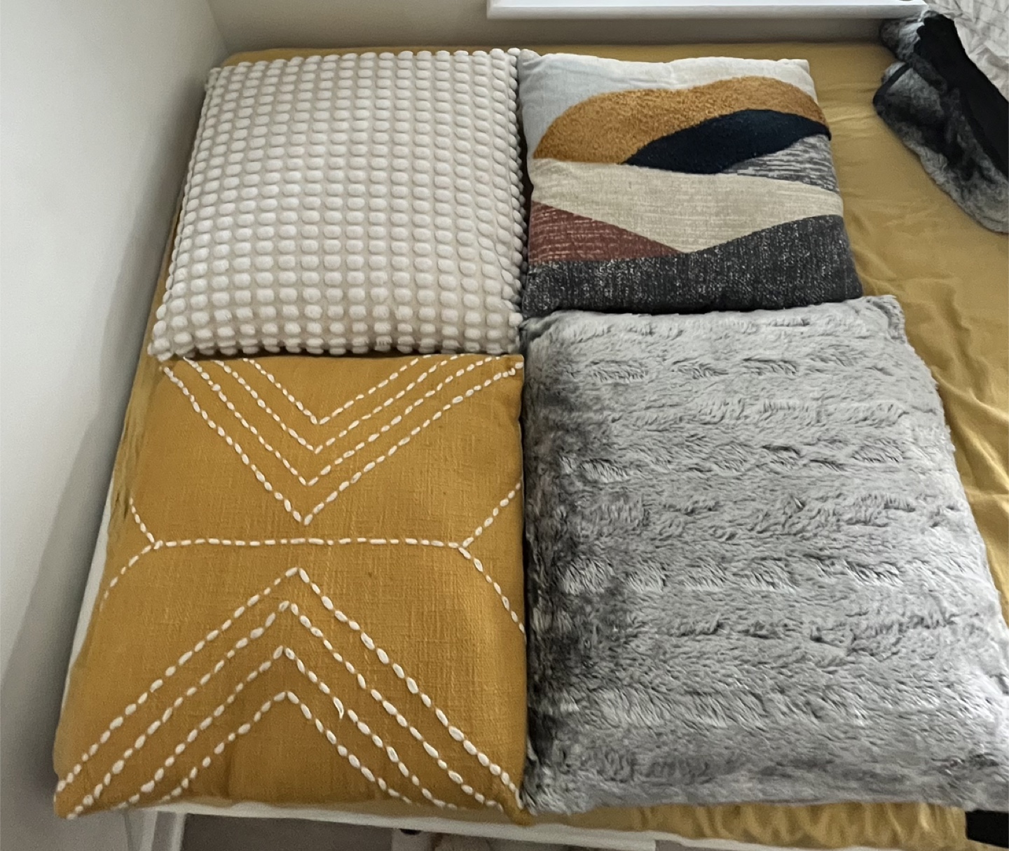 Set of 5 Decorative Throw Pillows