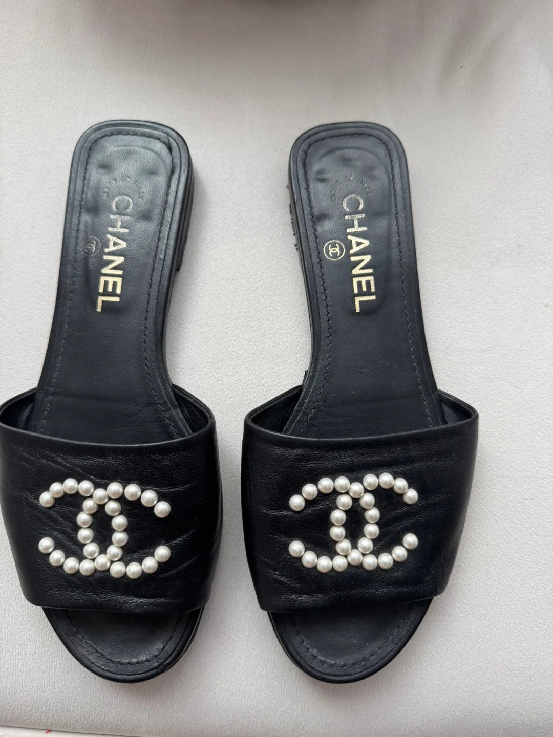 CHANEL  CC Pearls sandals- 38 fits like a 7.5) image indicator(4)