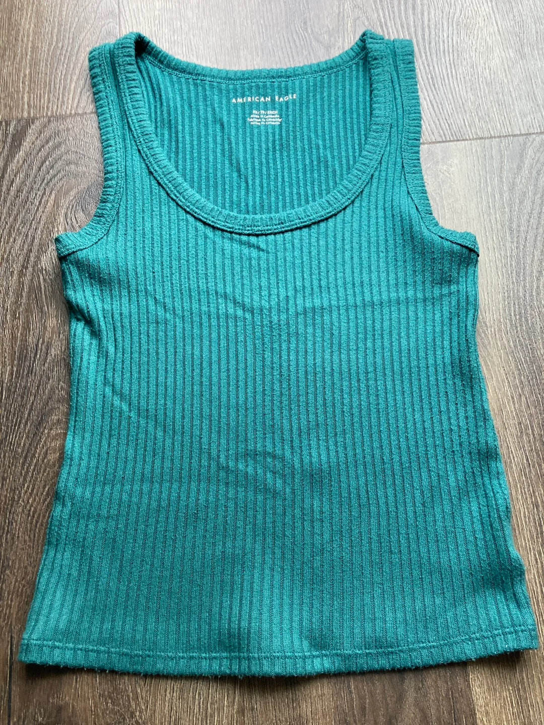 Closet Clearout ✨| Tank Top - Teal/Green thumbnail