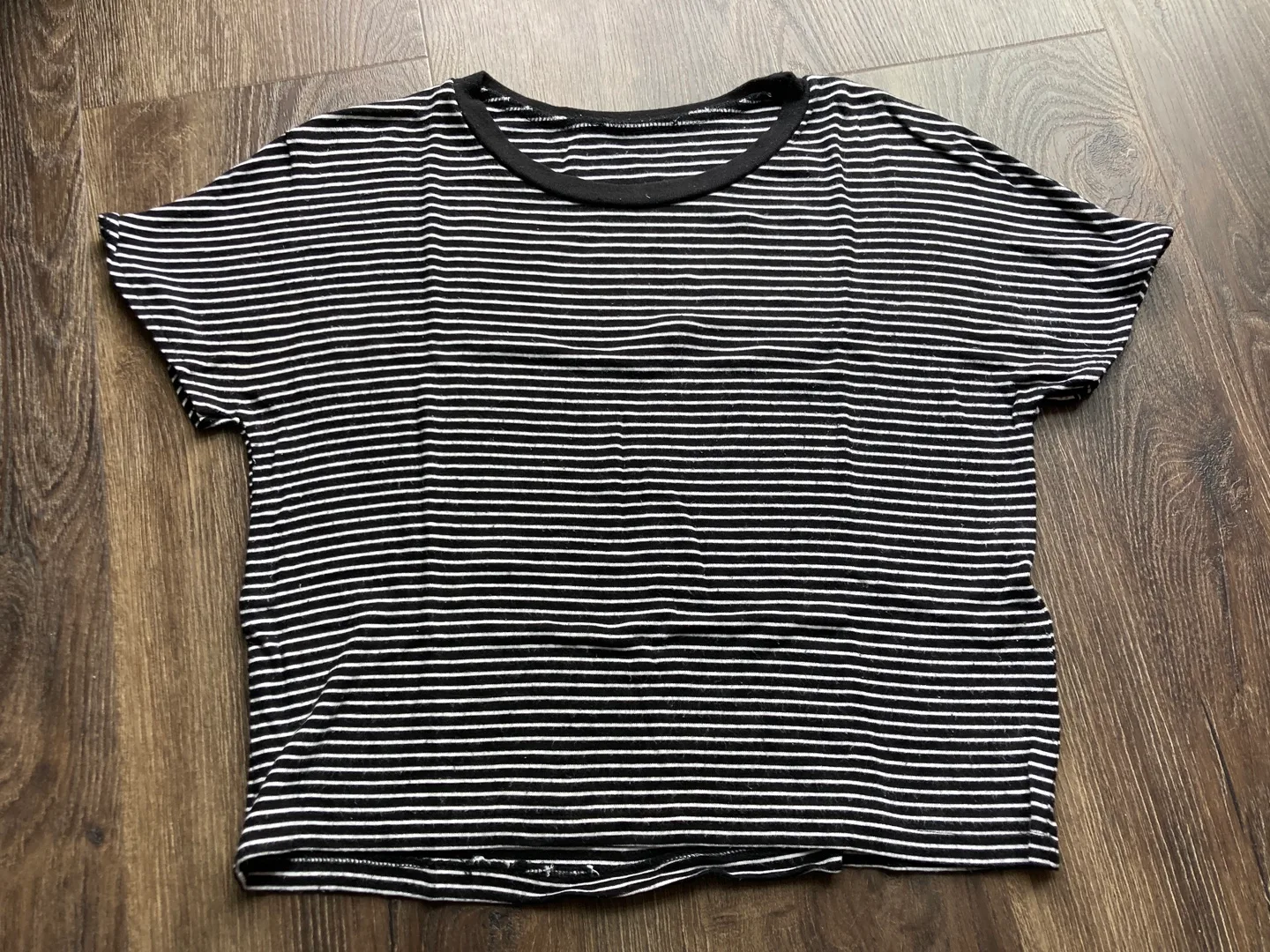 Closet Clearout ✨|  Striped T-Shirt thumbnail