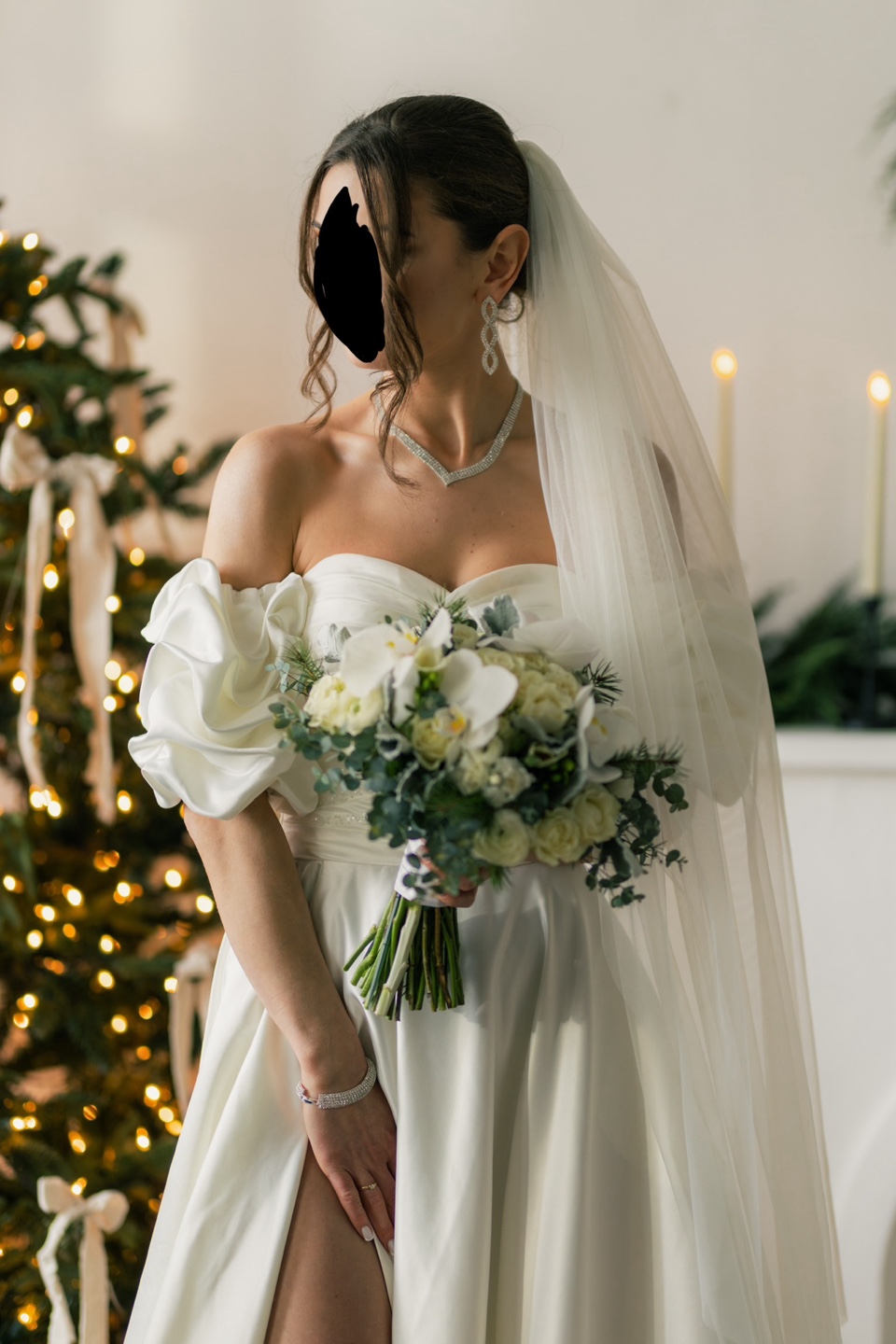 Beautiful Off-Shoulder Wedding Gown - photo 5