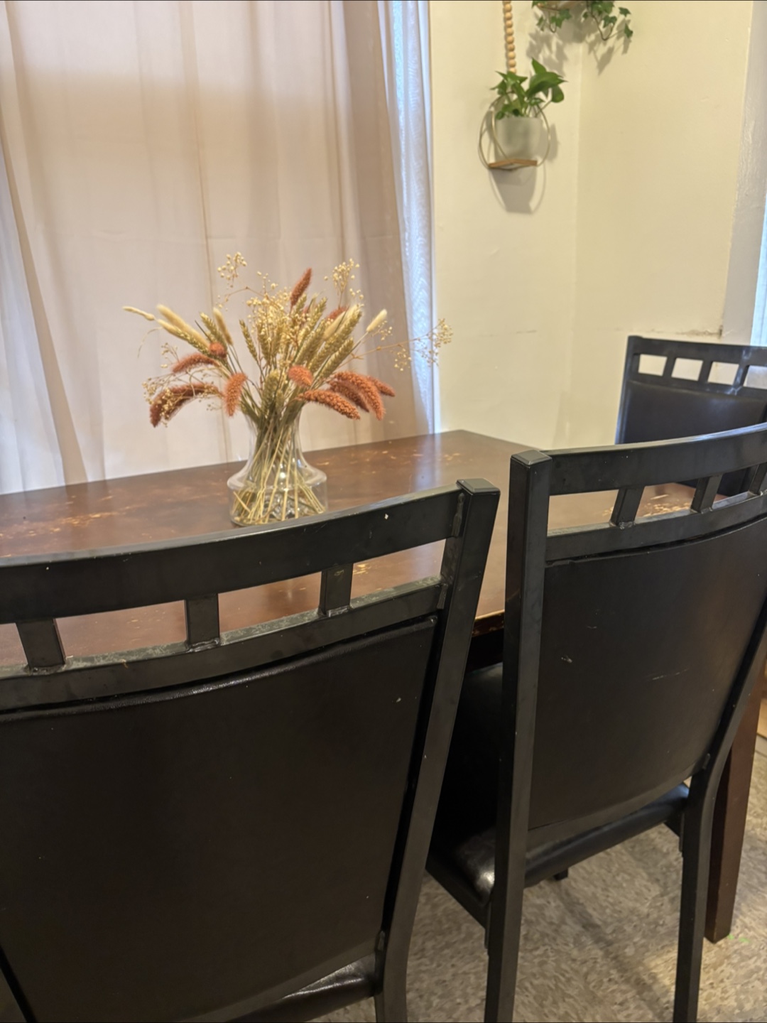 set of 4 chairs and table as a gift - photo 2
