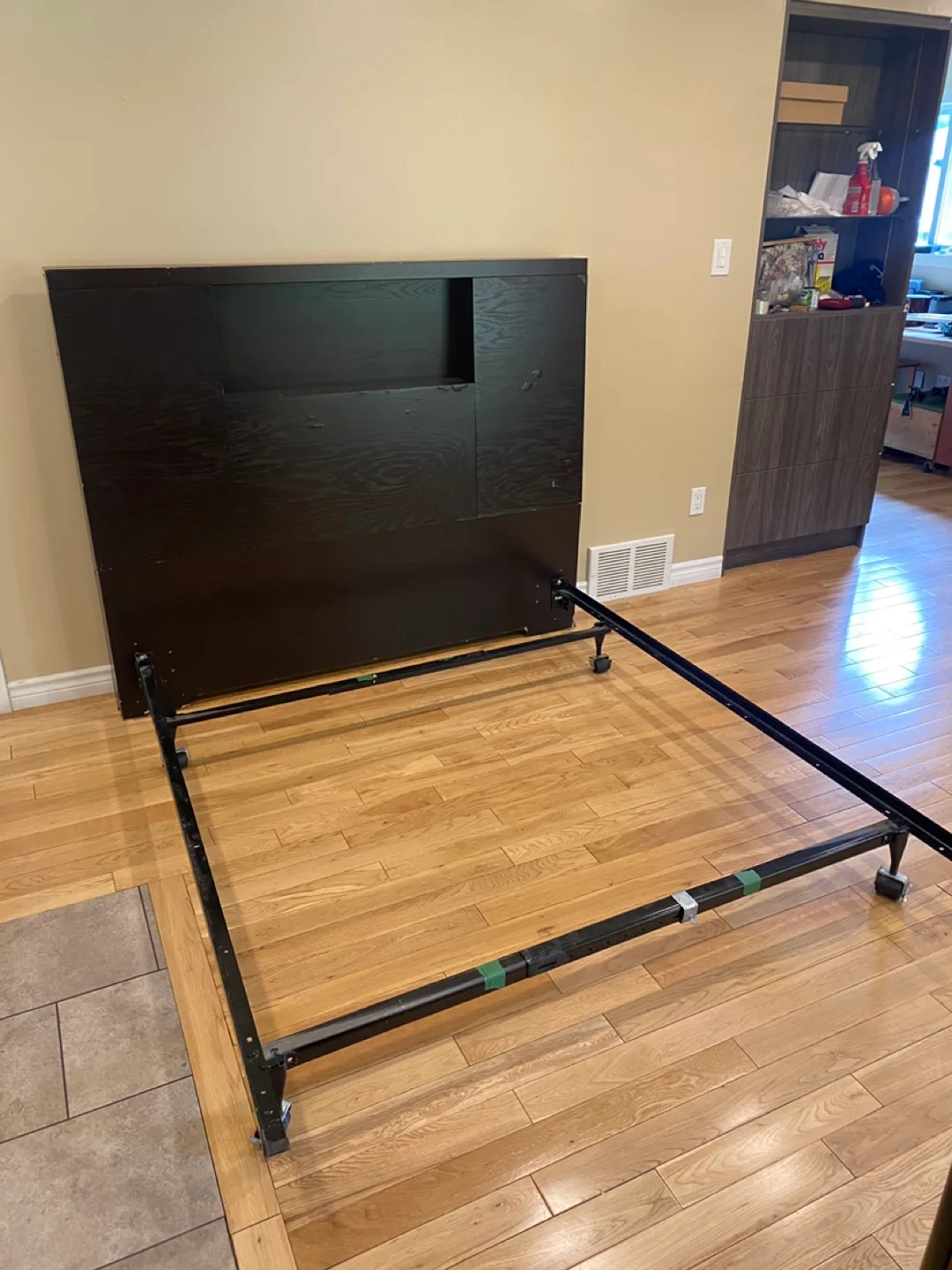Dark Queen Bed Frame & Boxspring (CAN DELIVER) image indicator(6)