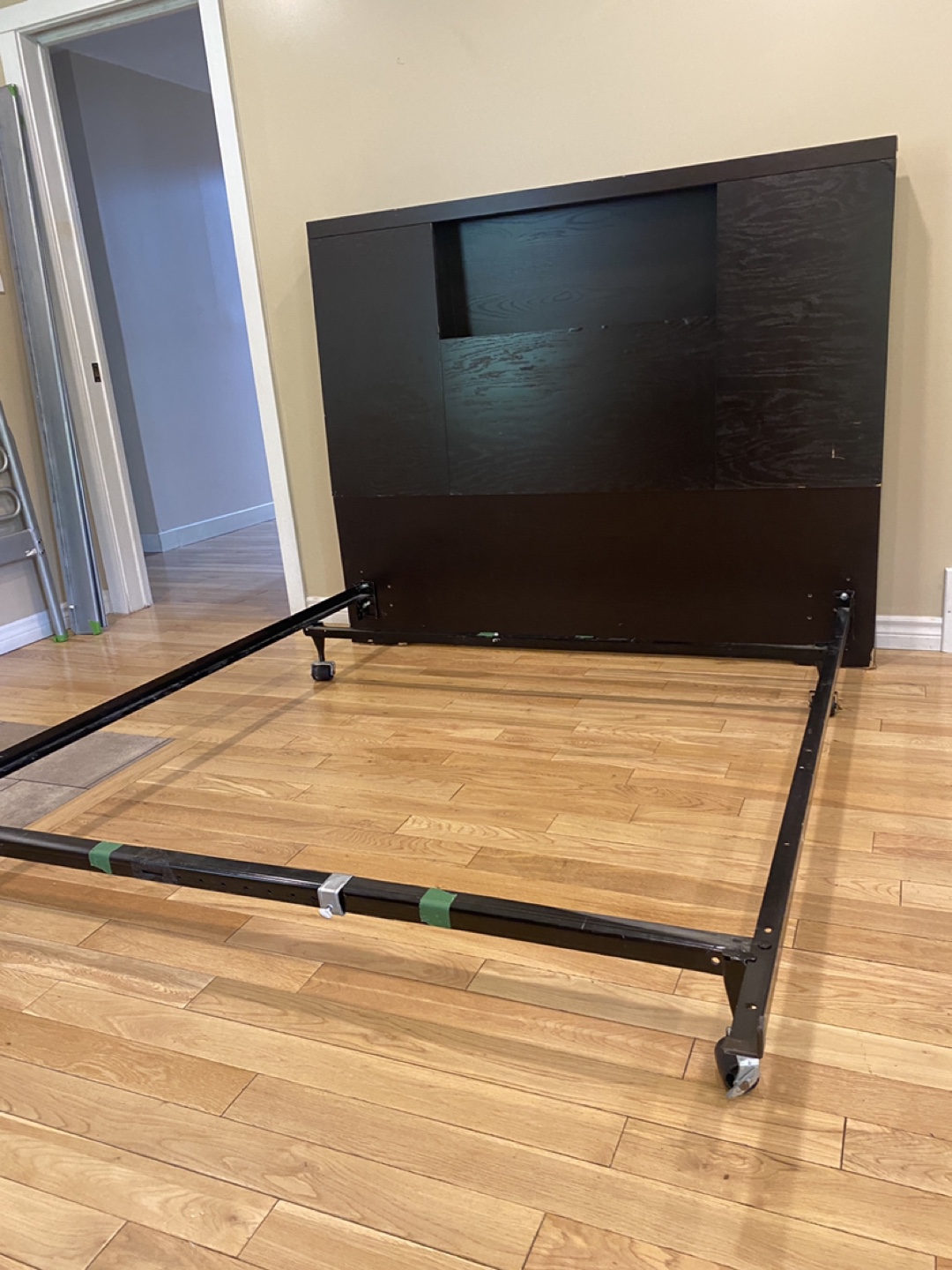 Dark Queen Bed Frame & Boxspring (CAN DELIVER) - photo 5