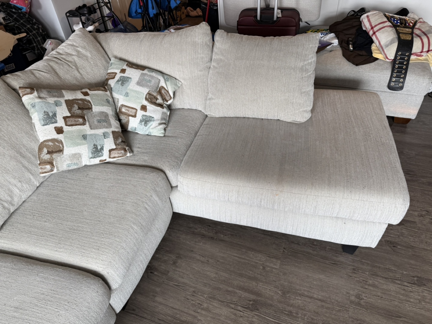 Sectional Sofa with Pillows - photo 3