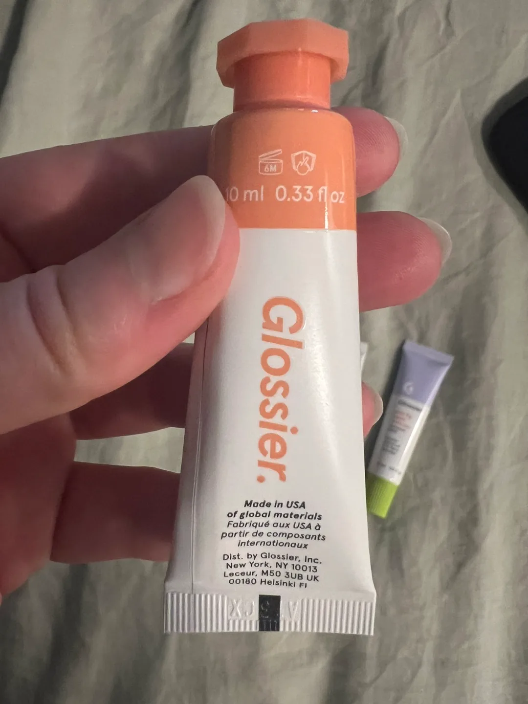 Glossier Bundle image indicator(2)