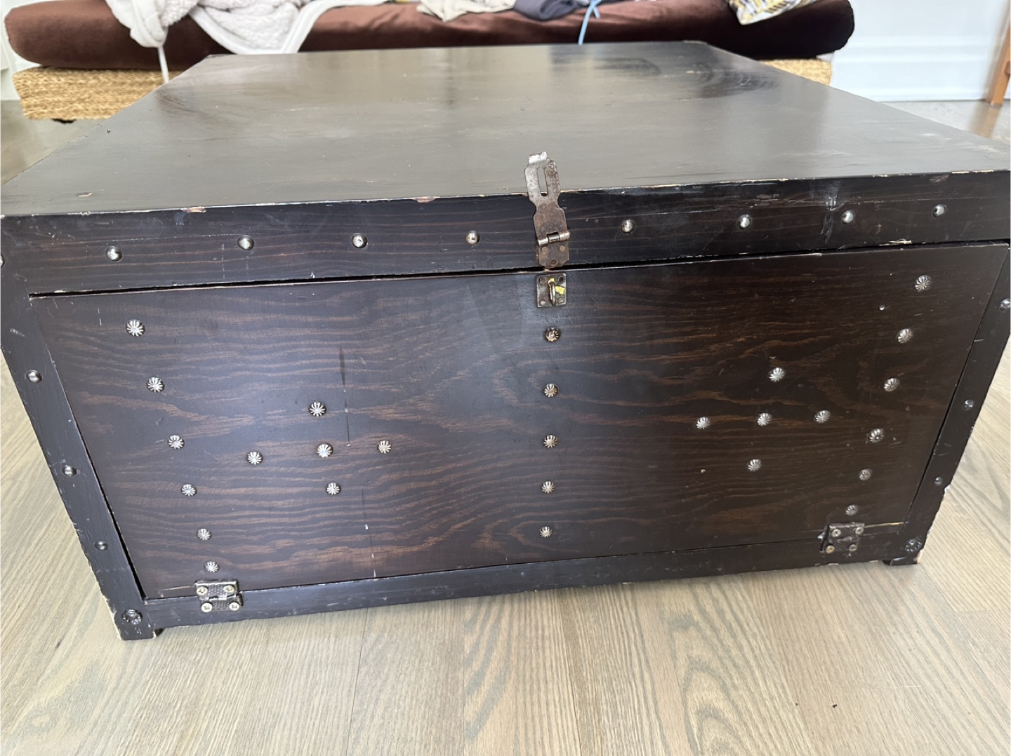 Dark Wooden Trunk - photo 3