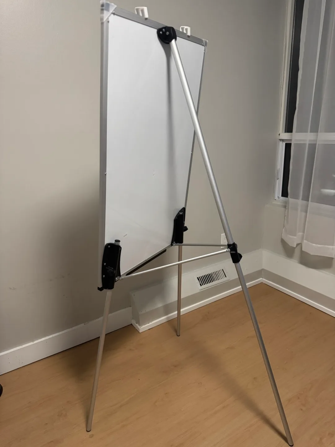 Whiteboard Easel – 36x24" with Flip Chart, Markers & Accessories image indicator(3)