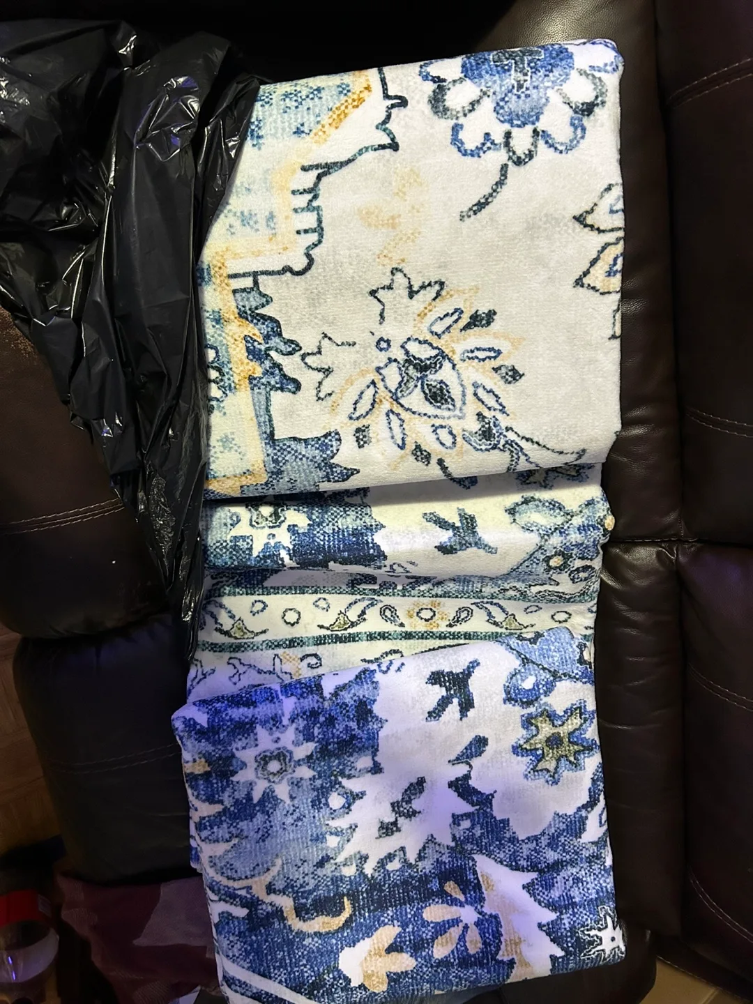 New Large 6 x 12 Feet White & Blue Abstract Area Rug thumbnail