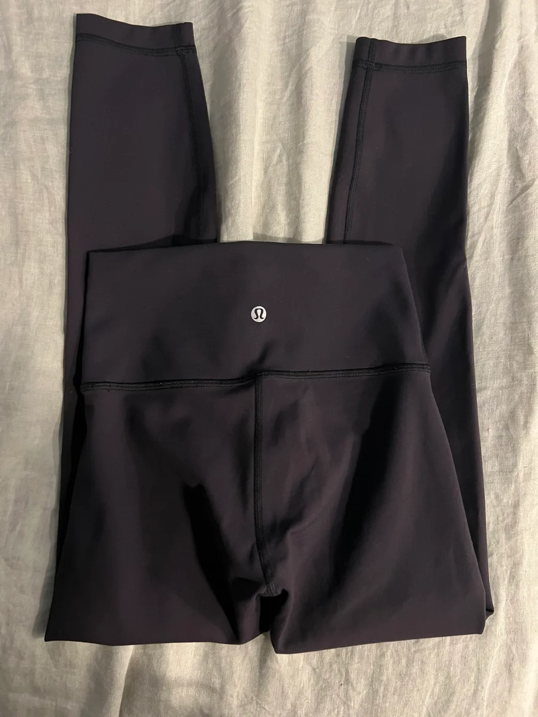 Lululemon Wunder Train High-Rise Tight 25" - size 4 image indicator(6)