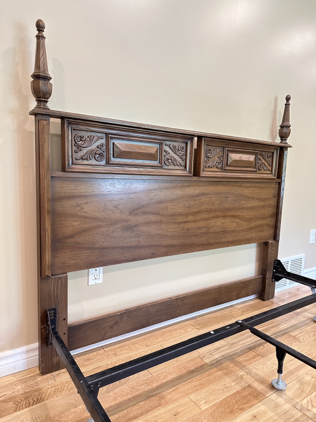 Gibbard Queen Size Bed Frame & Boxspring (CAN DELIVER) - photo 3