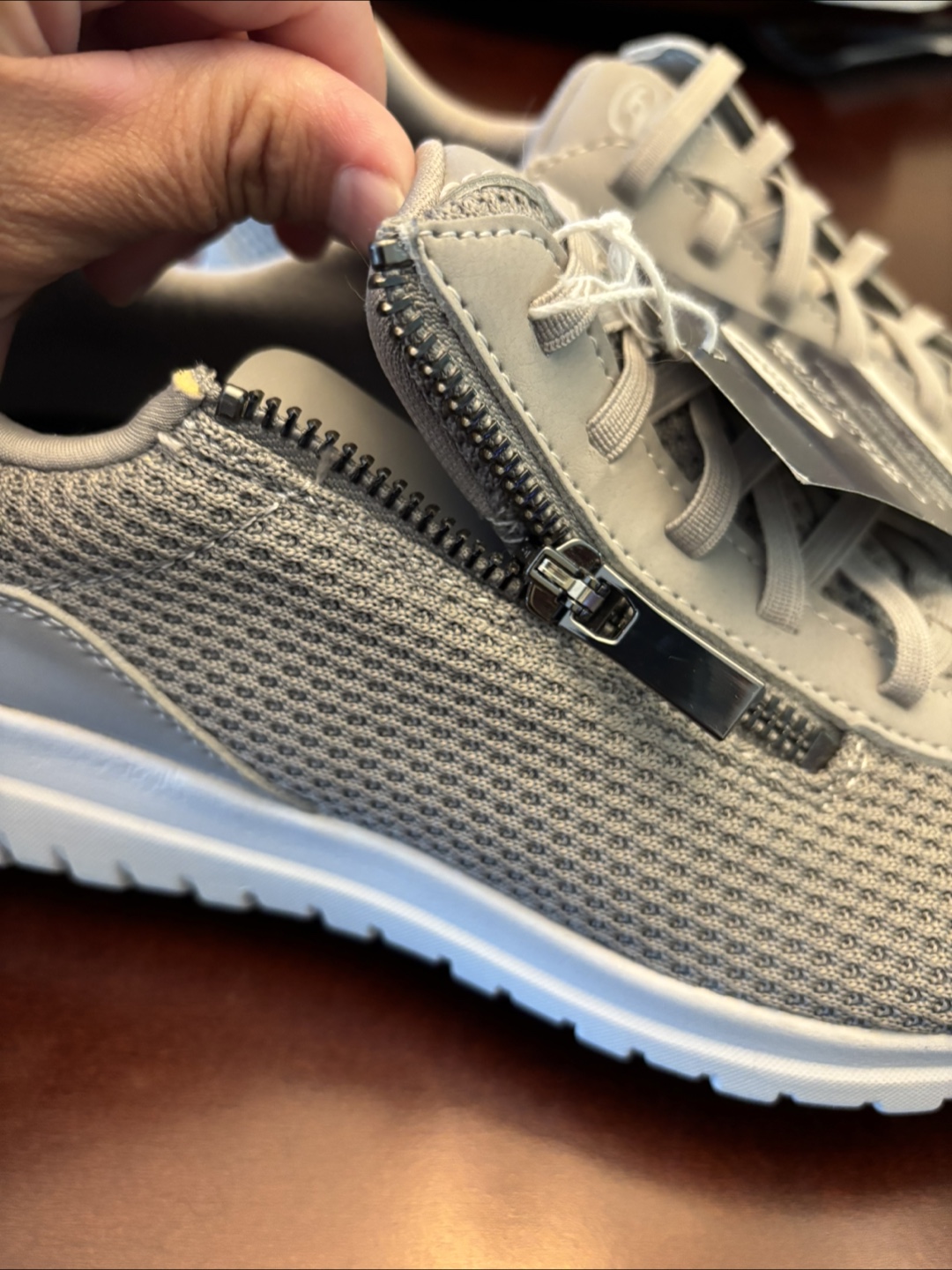NEW Size 9 Women's Dr. Scholl's Lightweight Gel Cushion Runners - photo 2