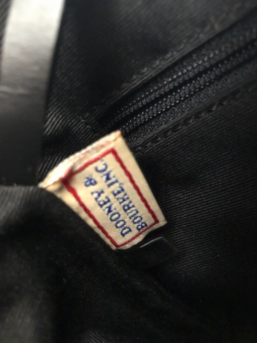 Dooney & Bourke Shoulder Bag image indicator(2)