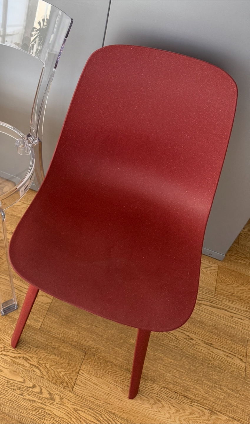 ODGER Red Chair