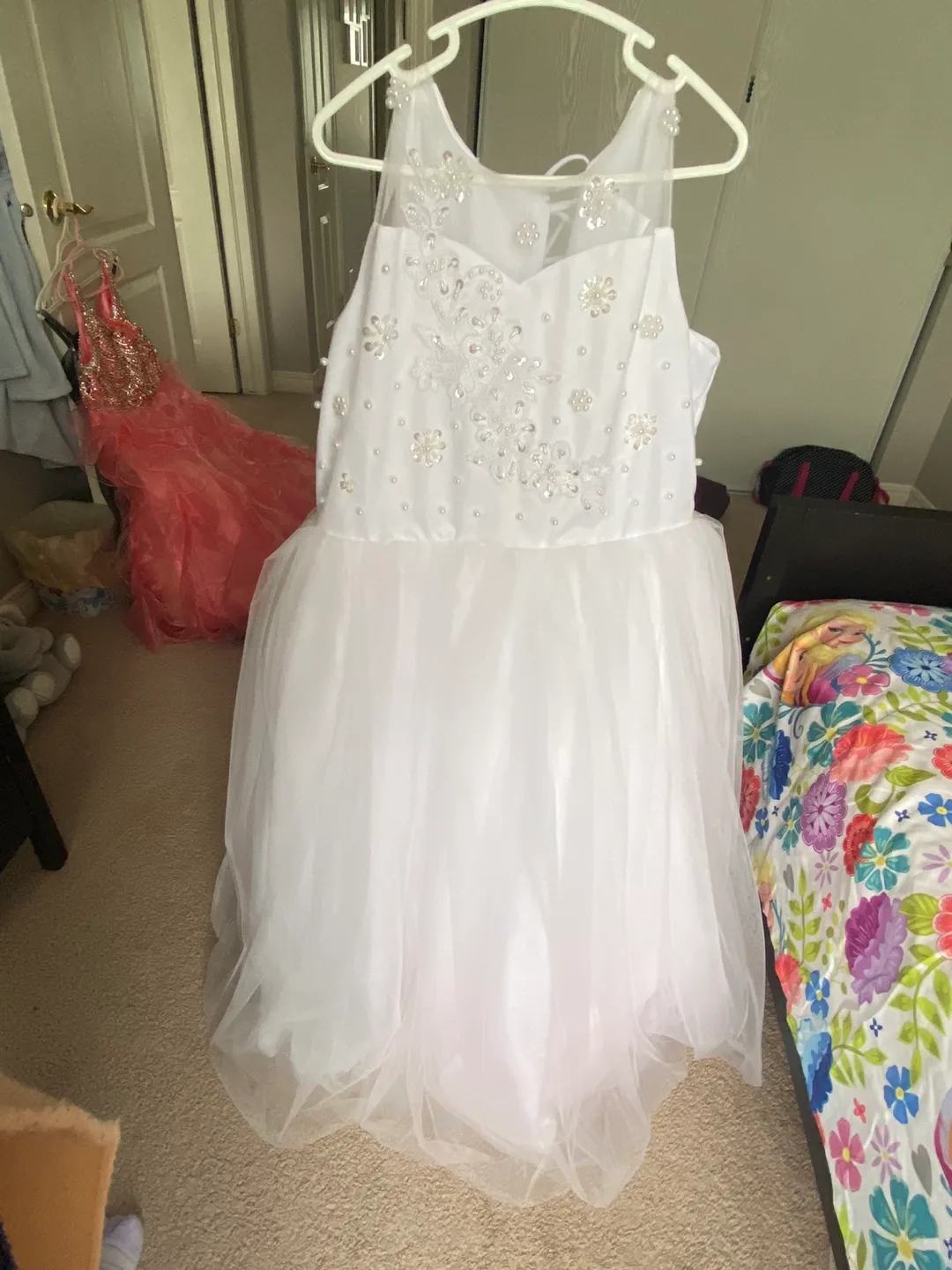 Flower girl, communion, takleef image indicator(6)