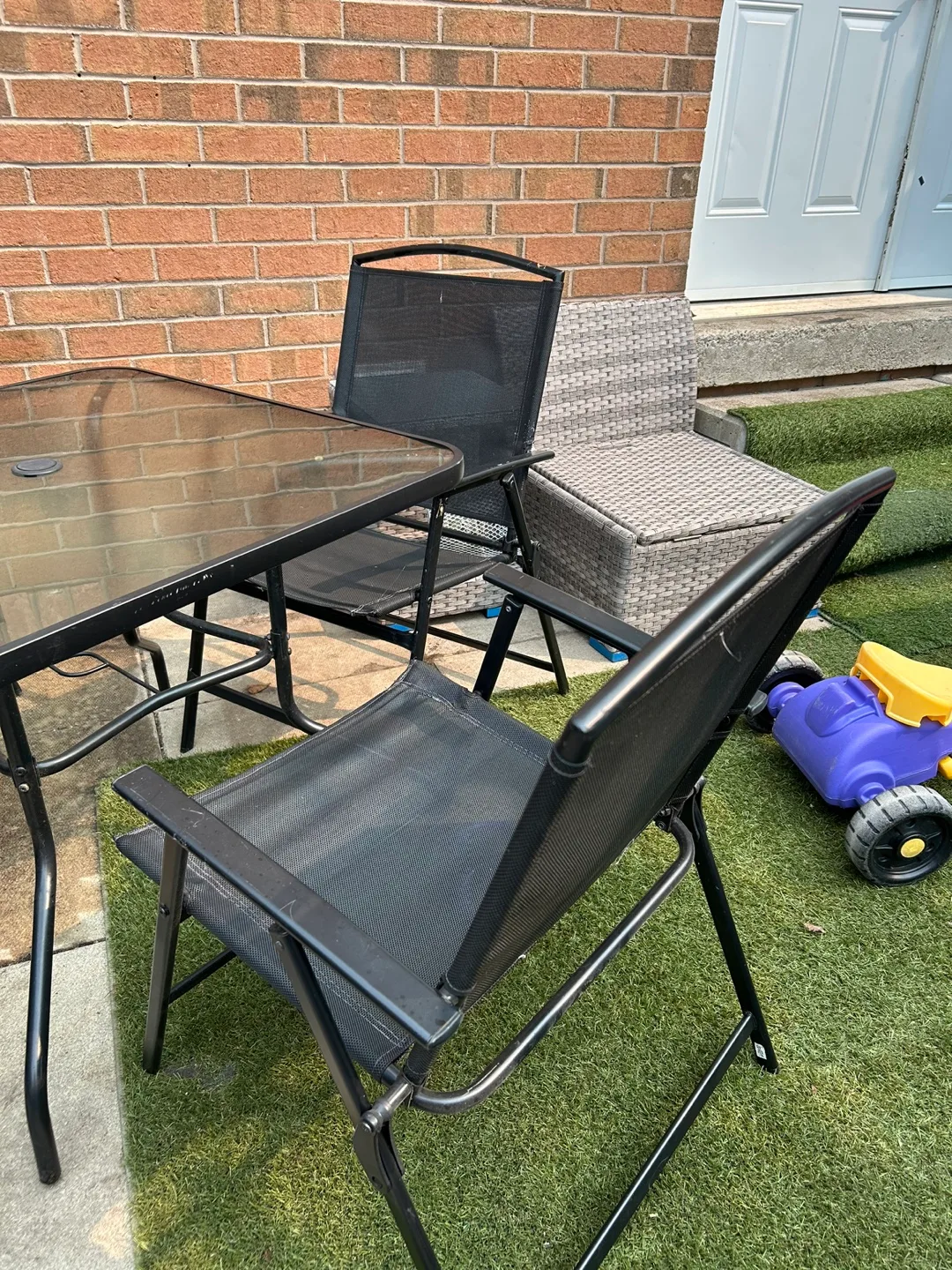 Patio Table & 4 Chairs – Great Condition! image indicator(2)