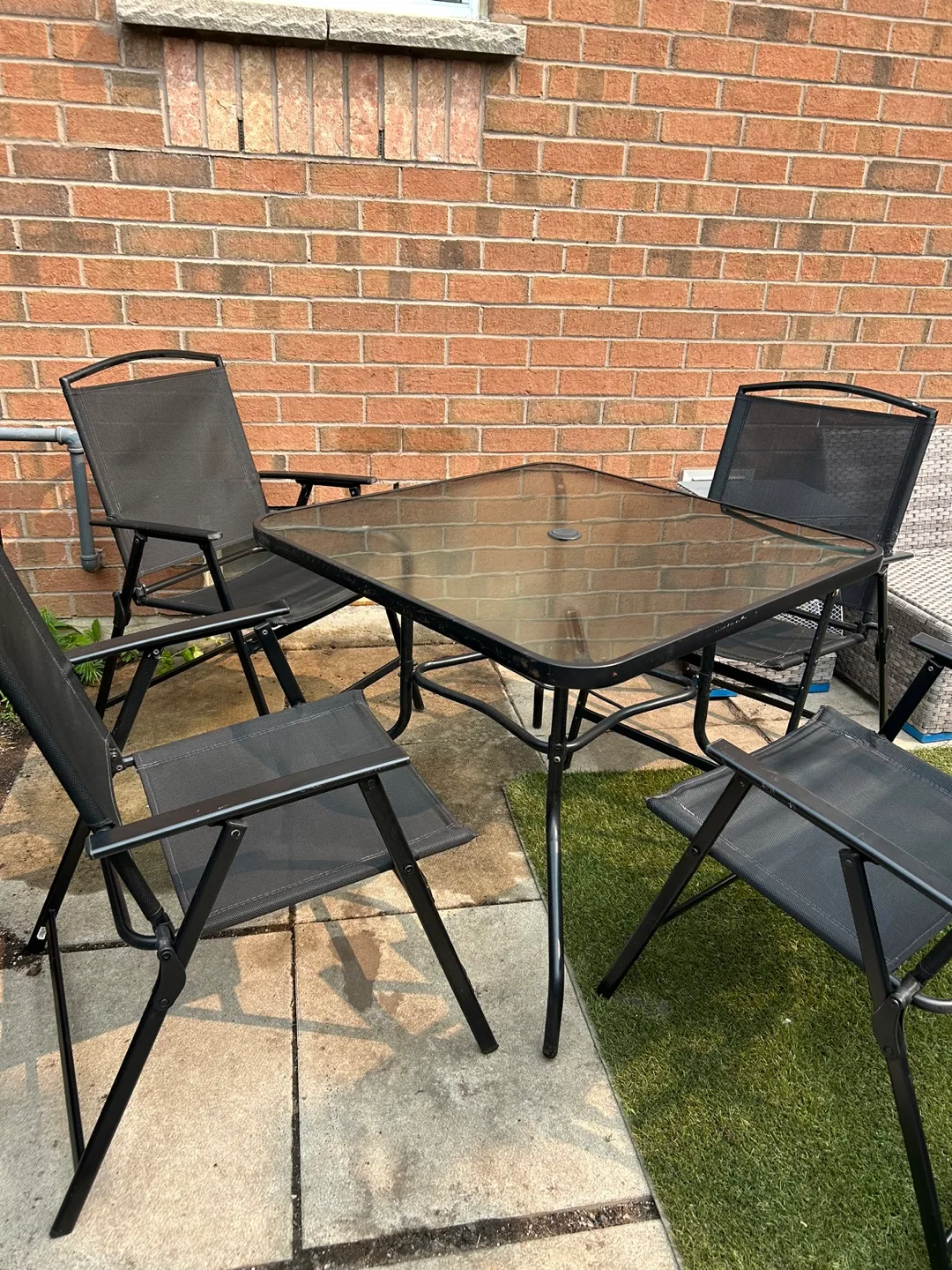 Patio Table & 4 Chairs – Great Condition! image indicator(4)