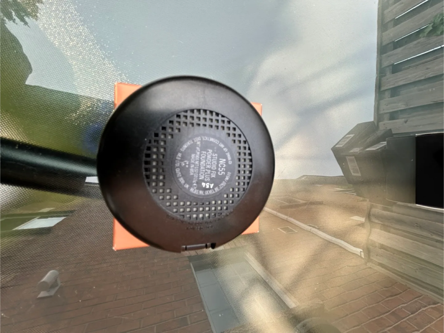 MAC Studio Fix Powder Foundation image indicator(6)