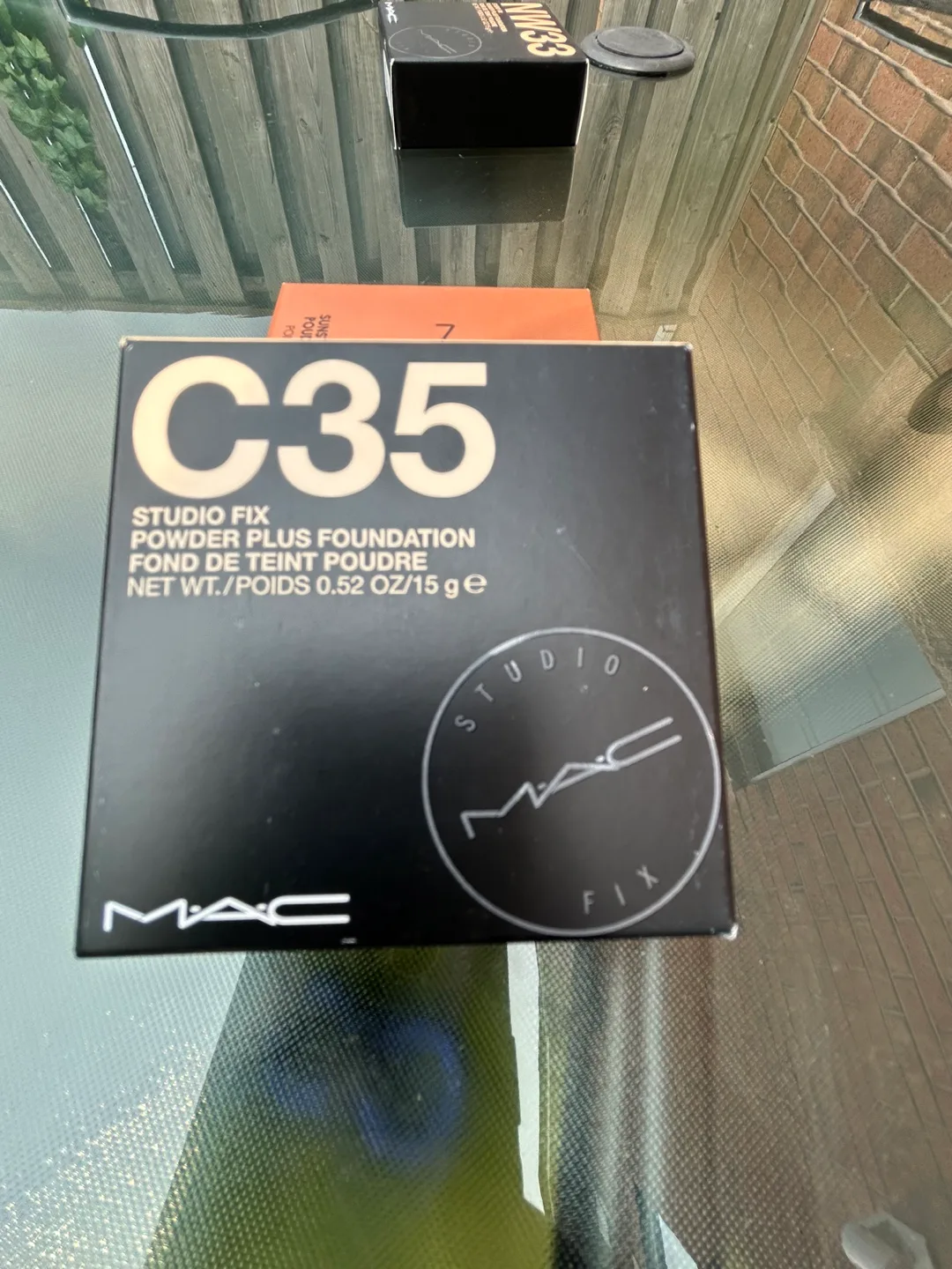 MAC Studio Fix Powder Foundation image indicator(2)