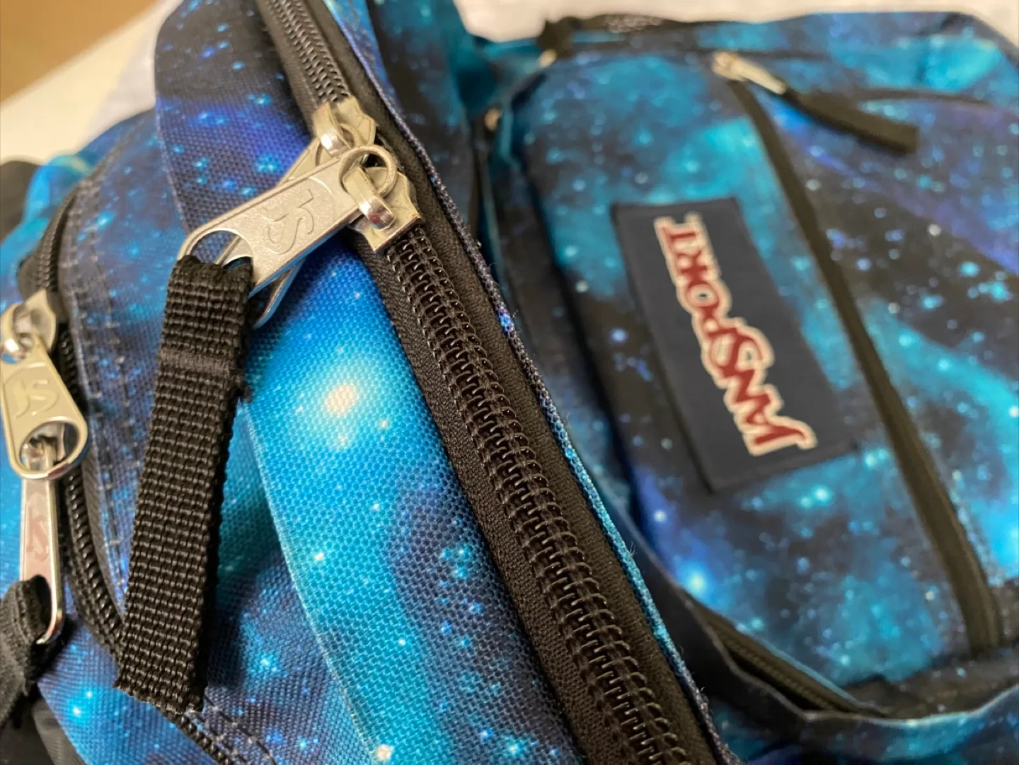 JanSport Galaxy Backpack image indicator(4)