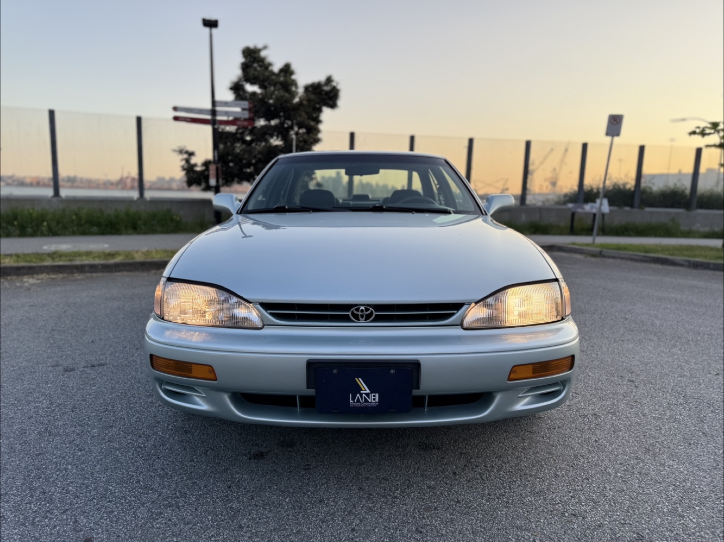 1996 Toyota Camry V6 LE - photo 2