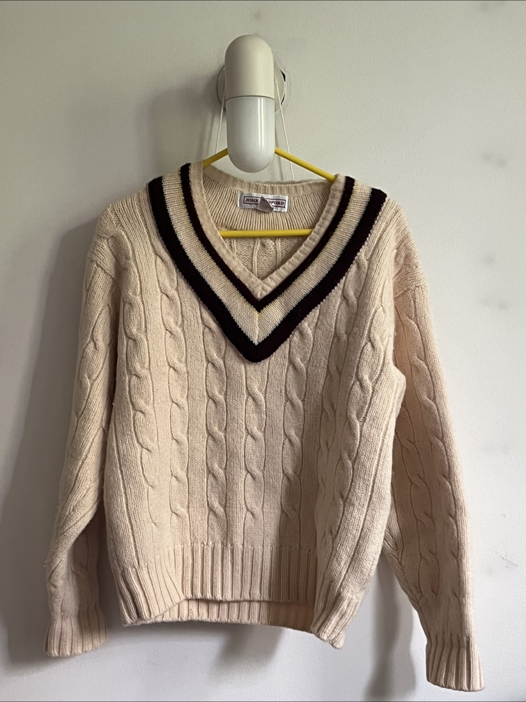 CLOSET CLEANOUT Cream Cable Knit Sweater