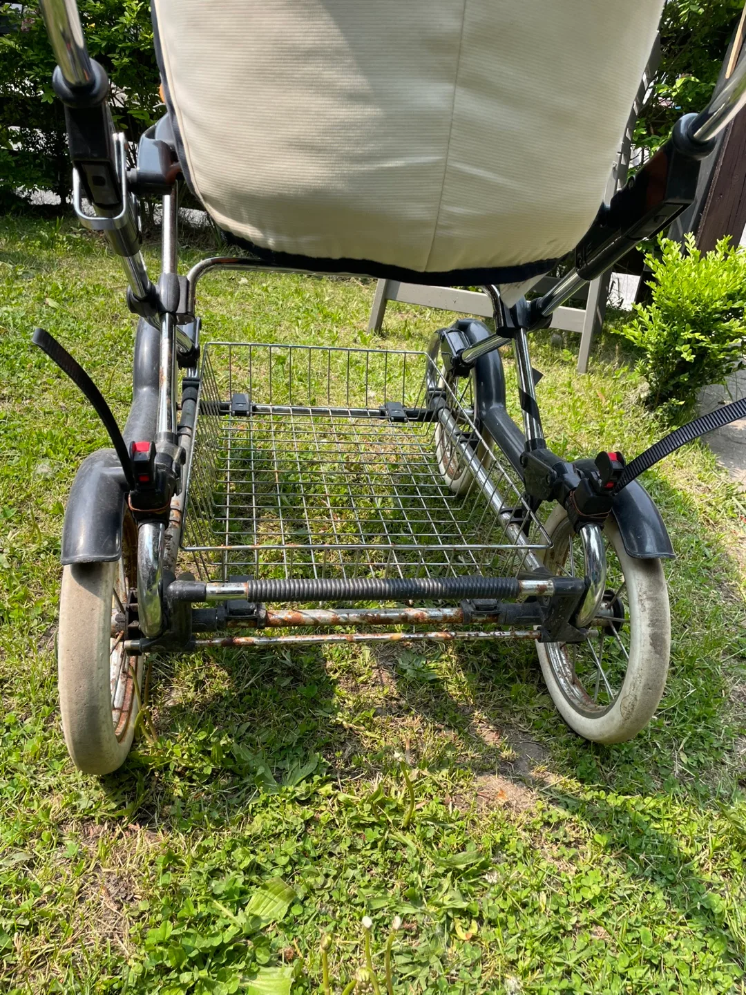 Inglesina Basinet Stroller image indicator(5)