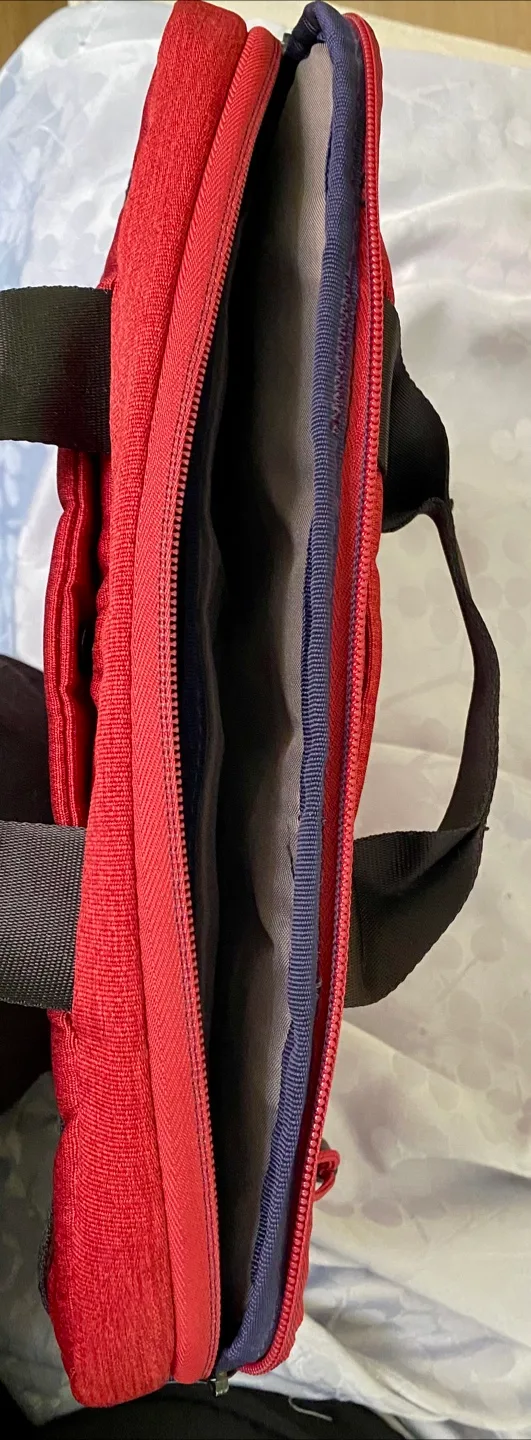 Targus Groove X – 13" Slipcase - Burgundy Red image indicator(3)