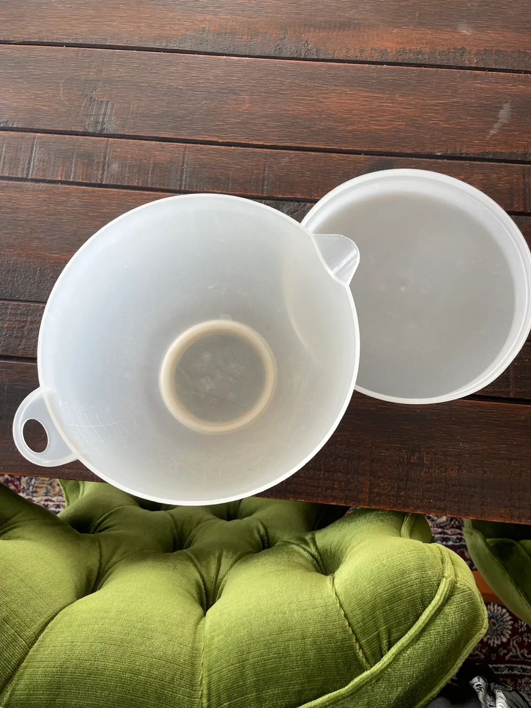 Plastic Mixing Bowl with lid image indicator(2)