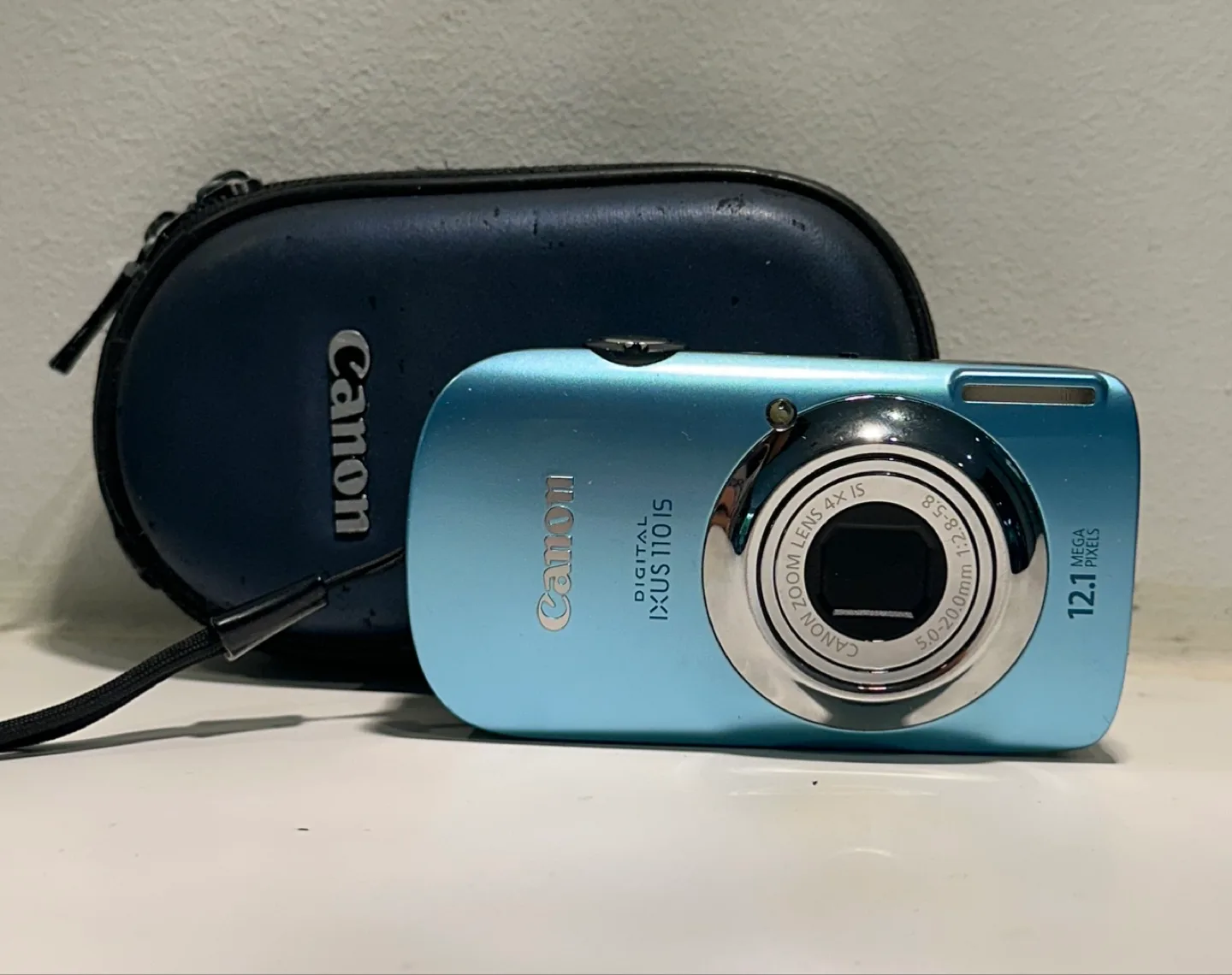 Canon Digital IXUS 110 IS Camera thumbnail